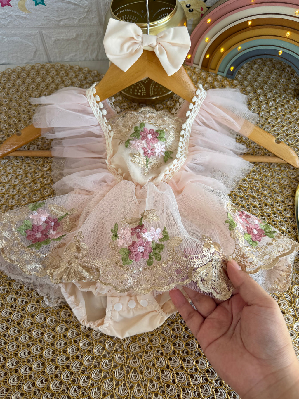 Vestido tull rosa floreado
