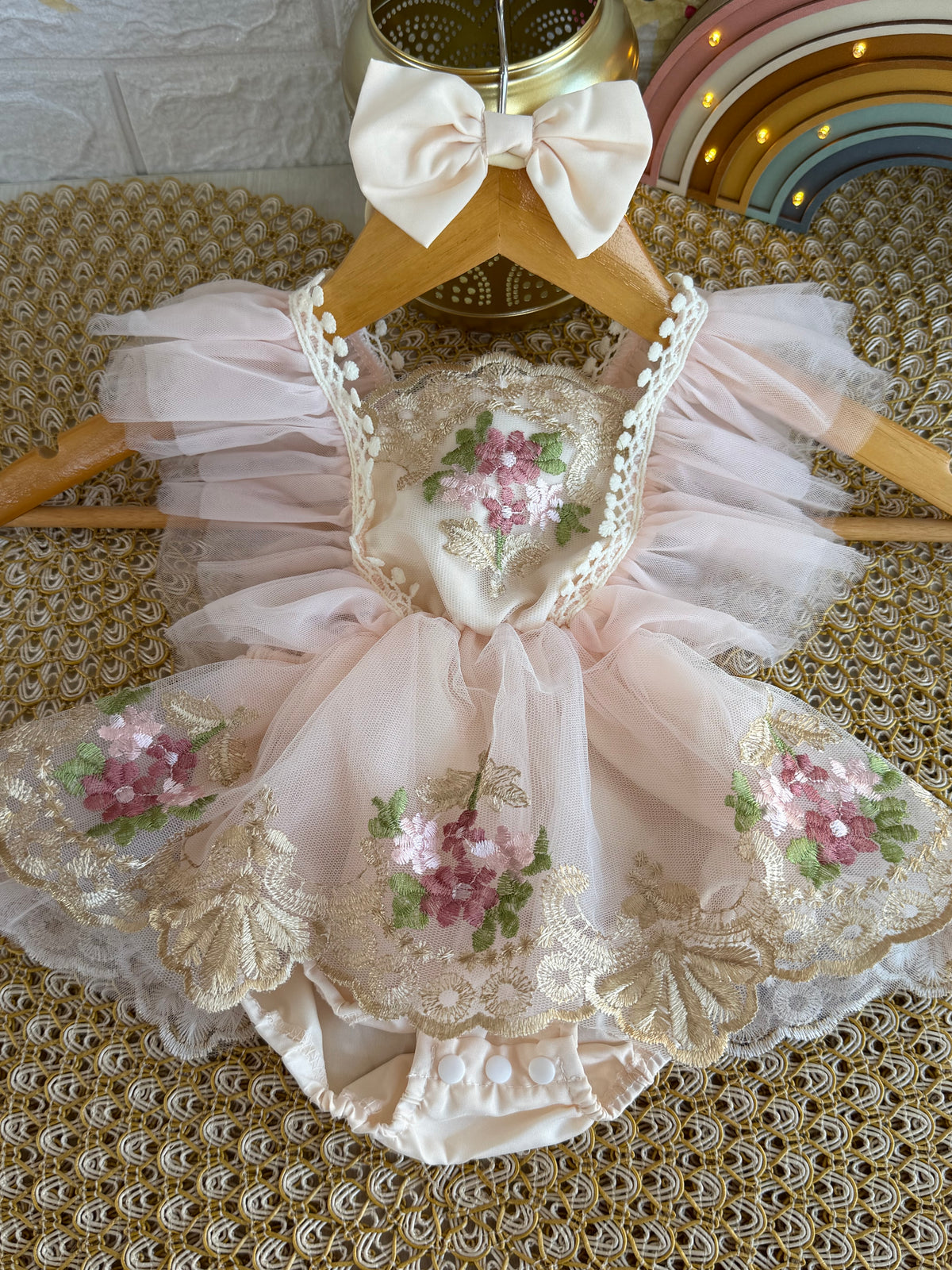 Vestido tull rosa floreado