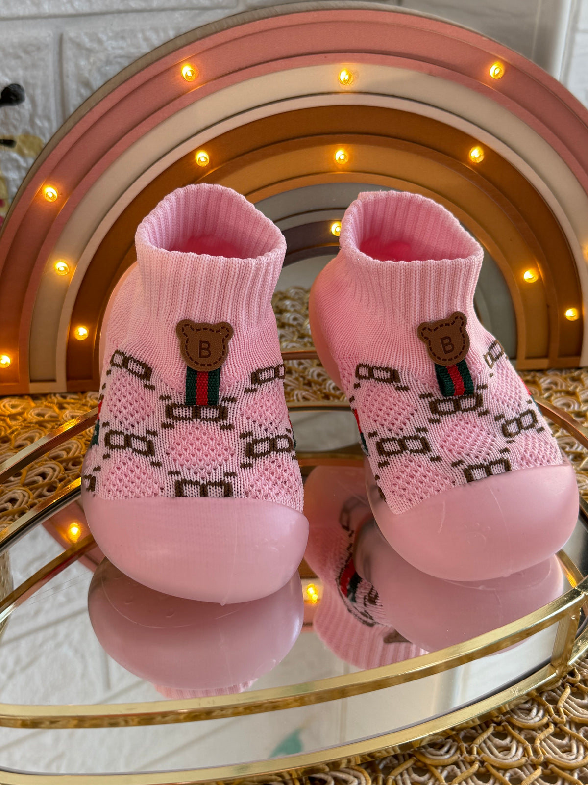 Zapamedia modelo Gucci