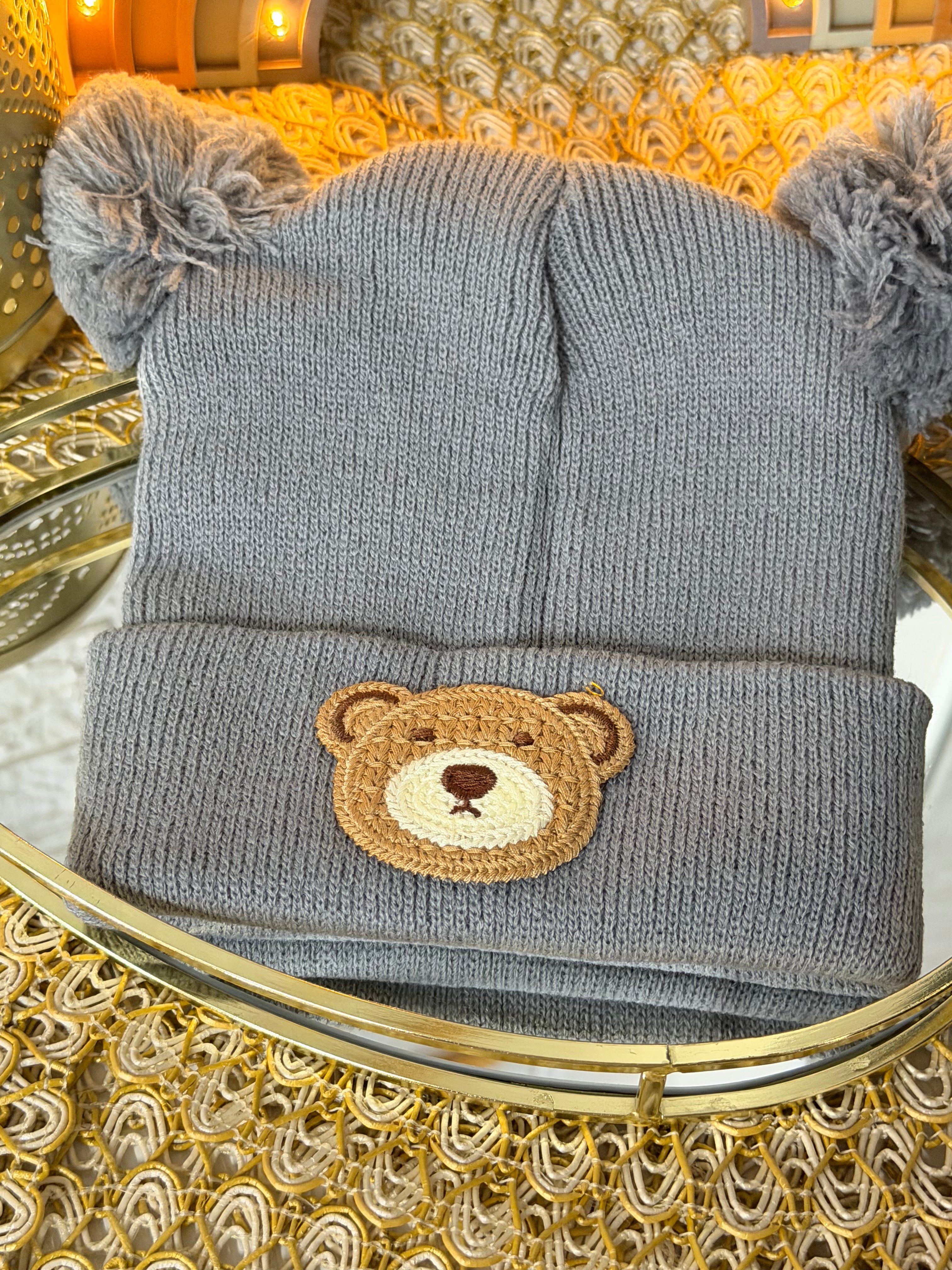 Gorro osito orejas pomposas