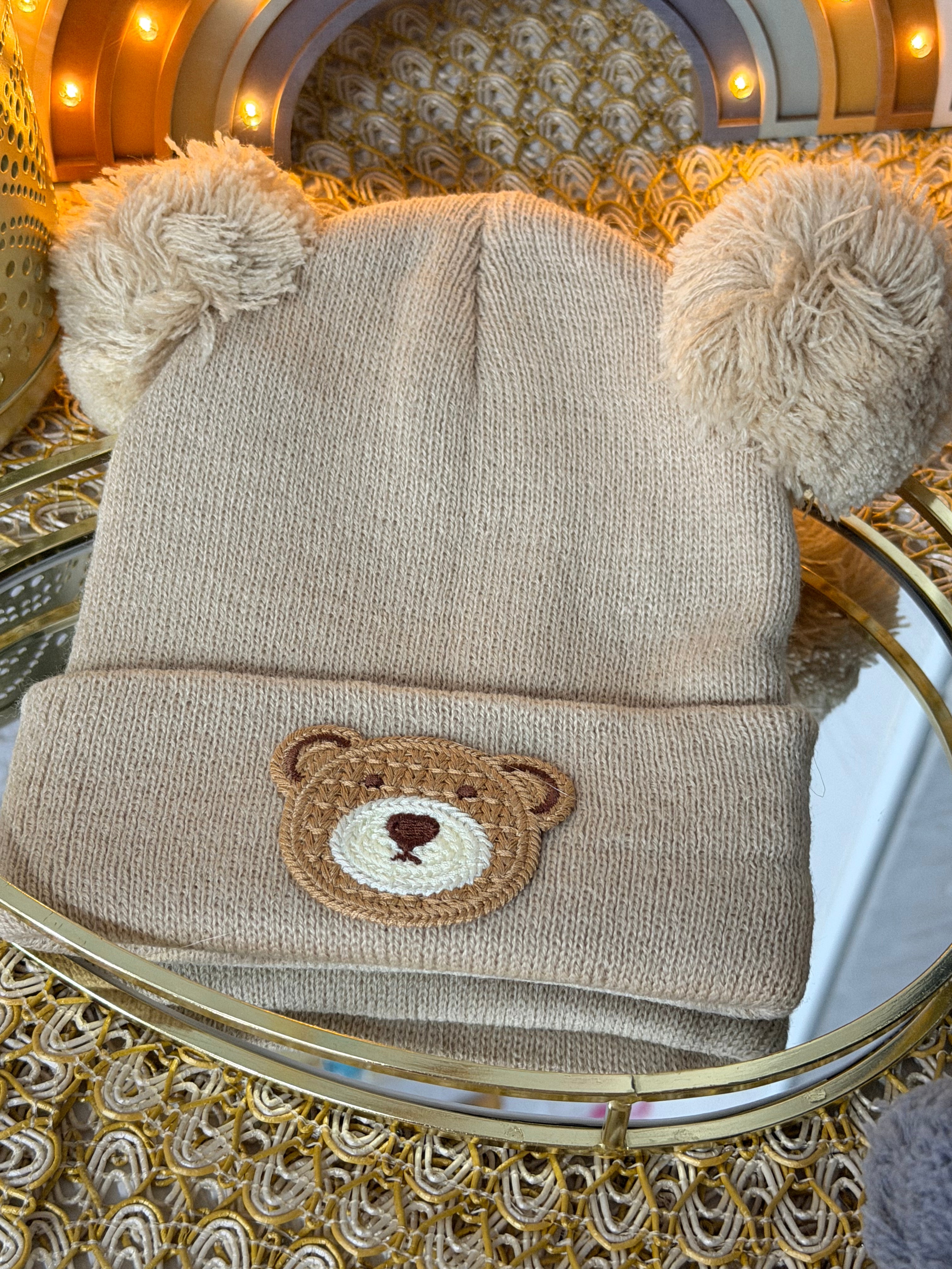 Gorro osito orejas pomposas