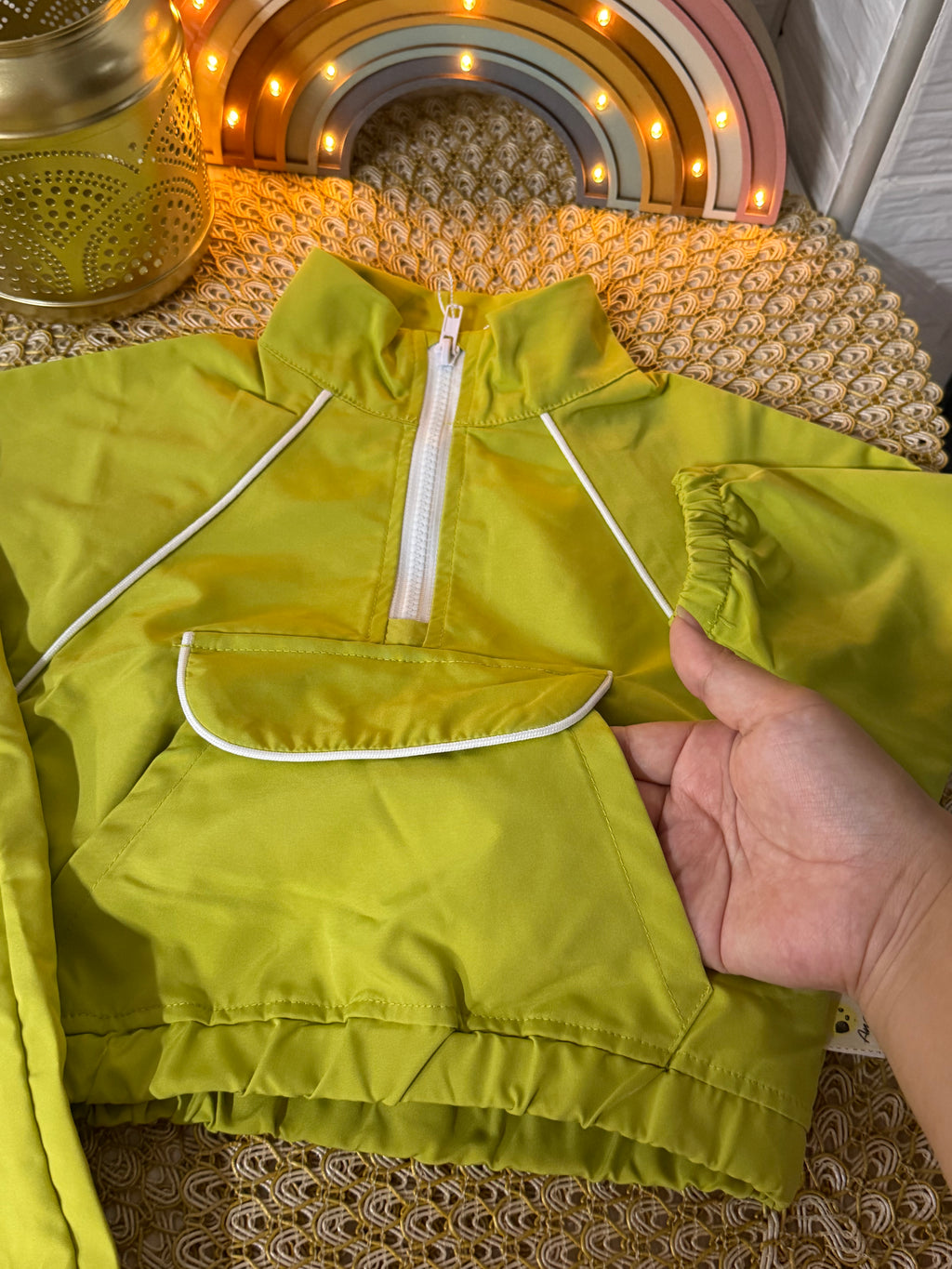 Conjunto deportivo verde limón