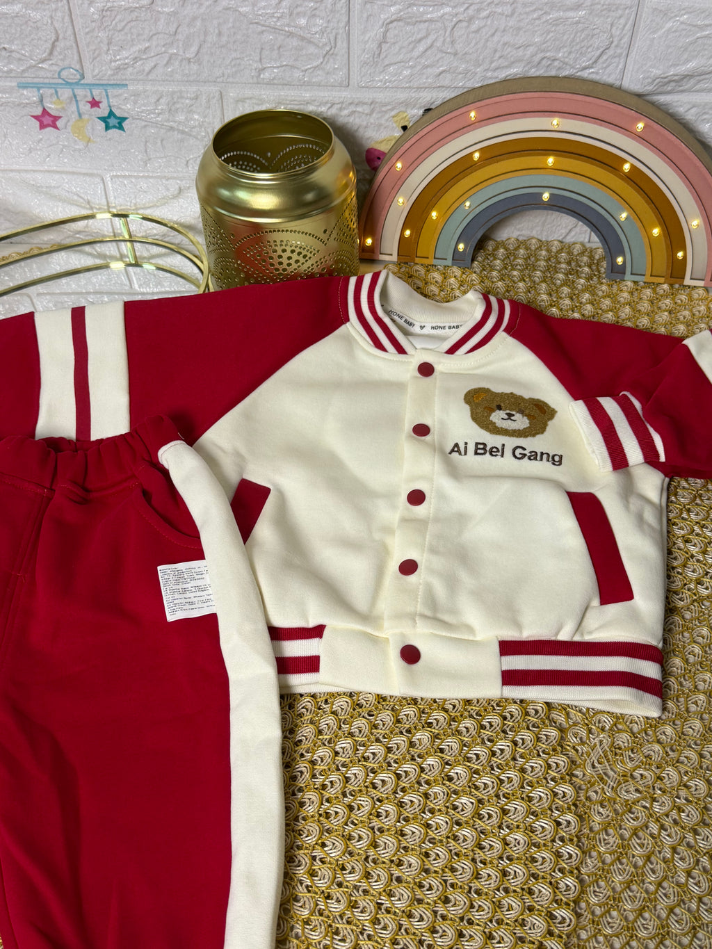 Conjunto rojo AI BEI GANG