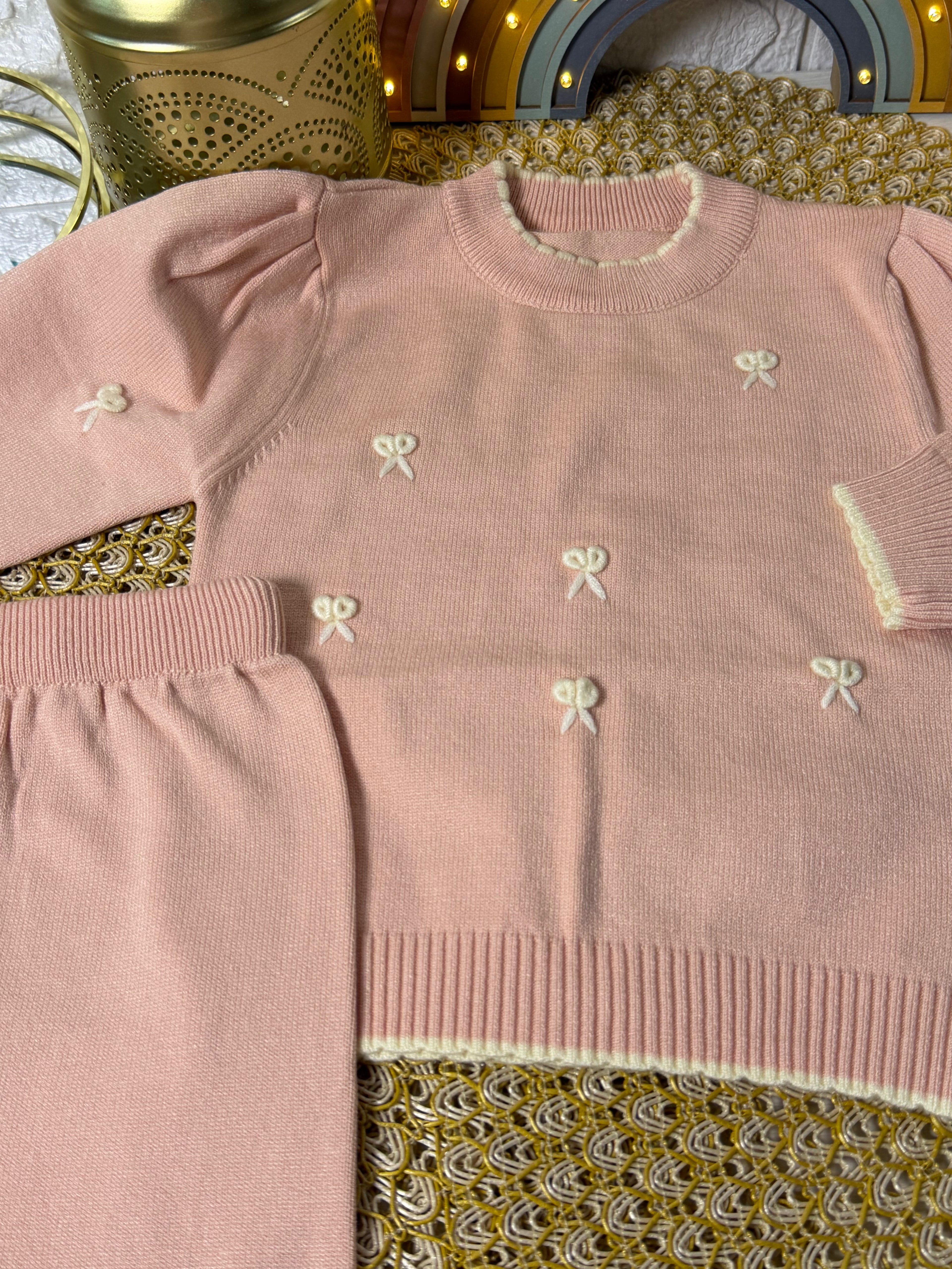 Conjunto rosa lazos pequeños