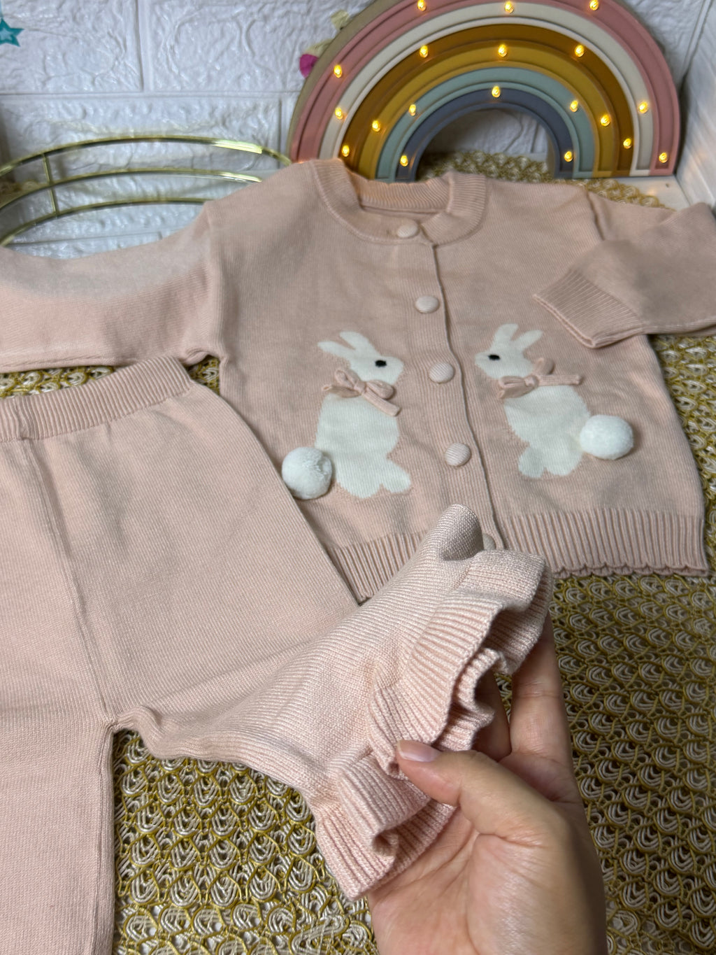 Conjunto tejido conejito blanco