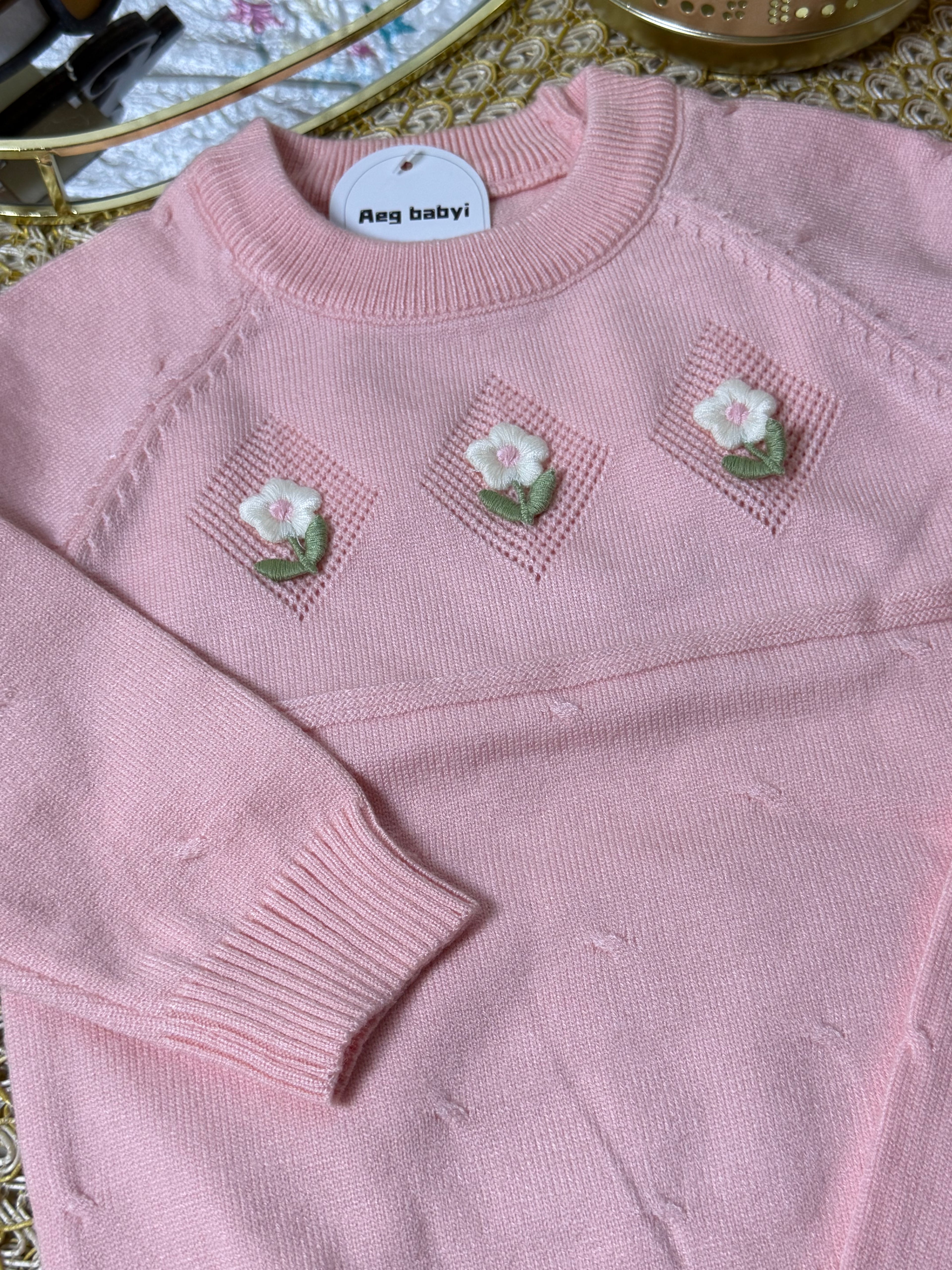 Conjunto rosa flores bordadas