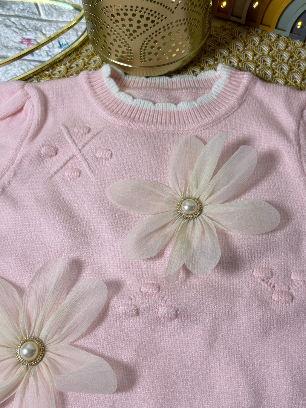 Conjunto tejido rosa flores encaje