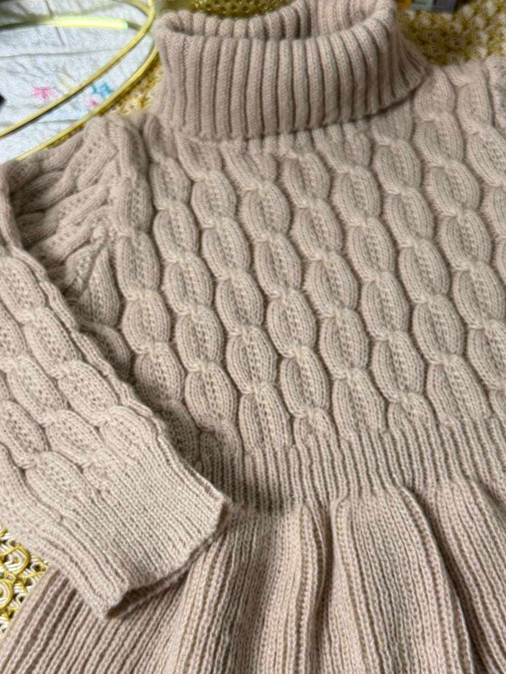 Vestido tejido cuello tortuga