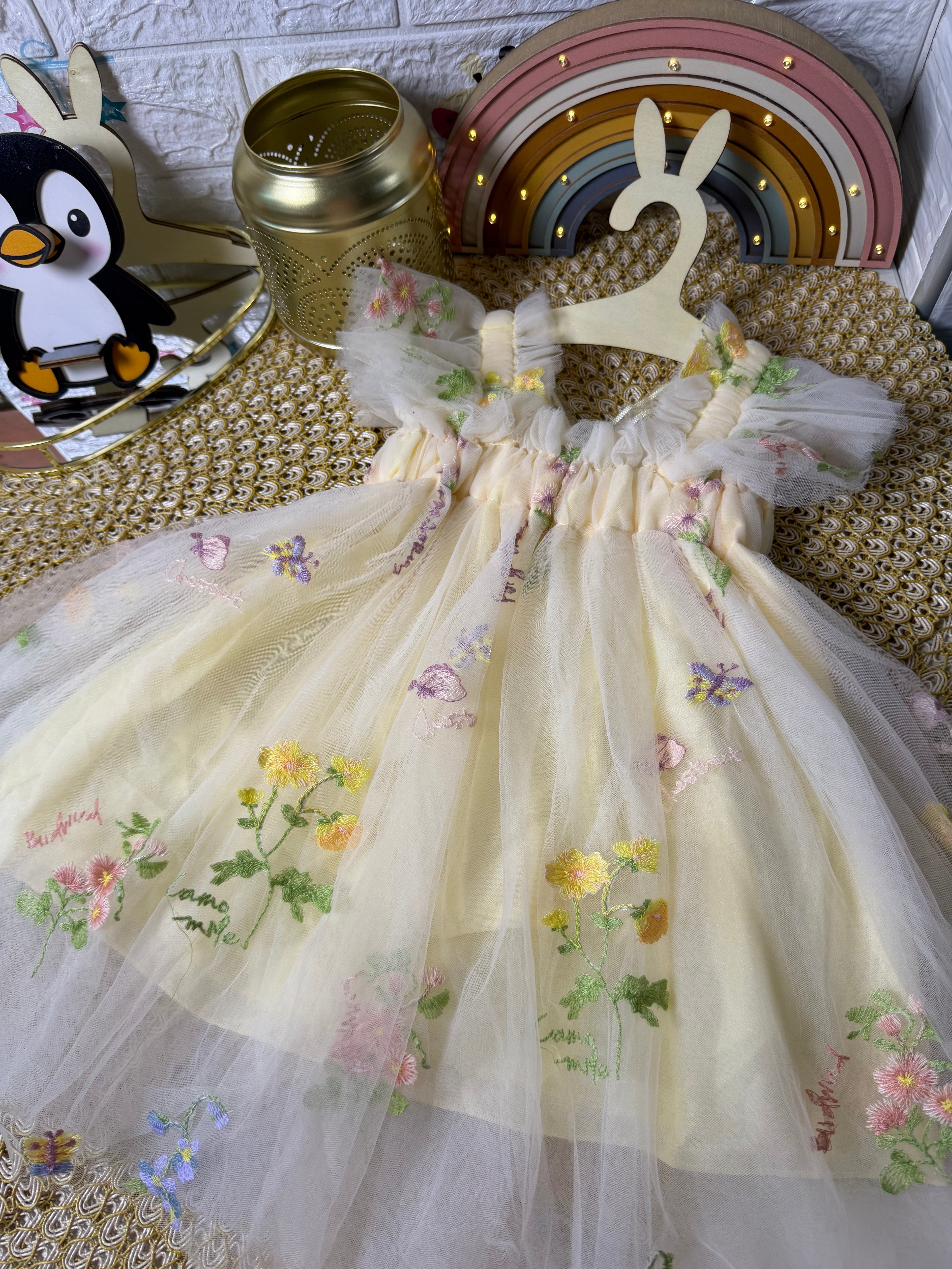 Vestido tull albaricoque alas mariposa