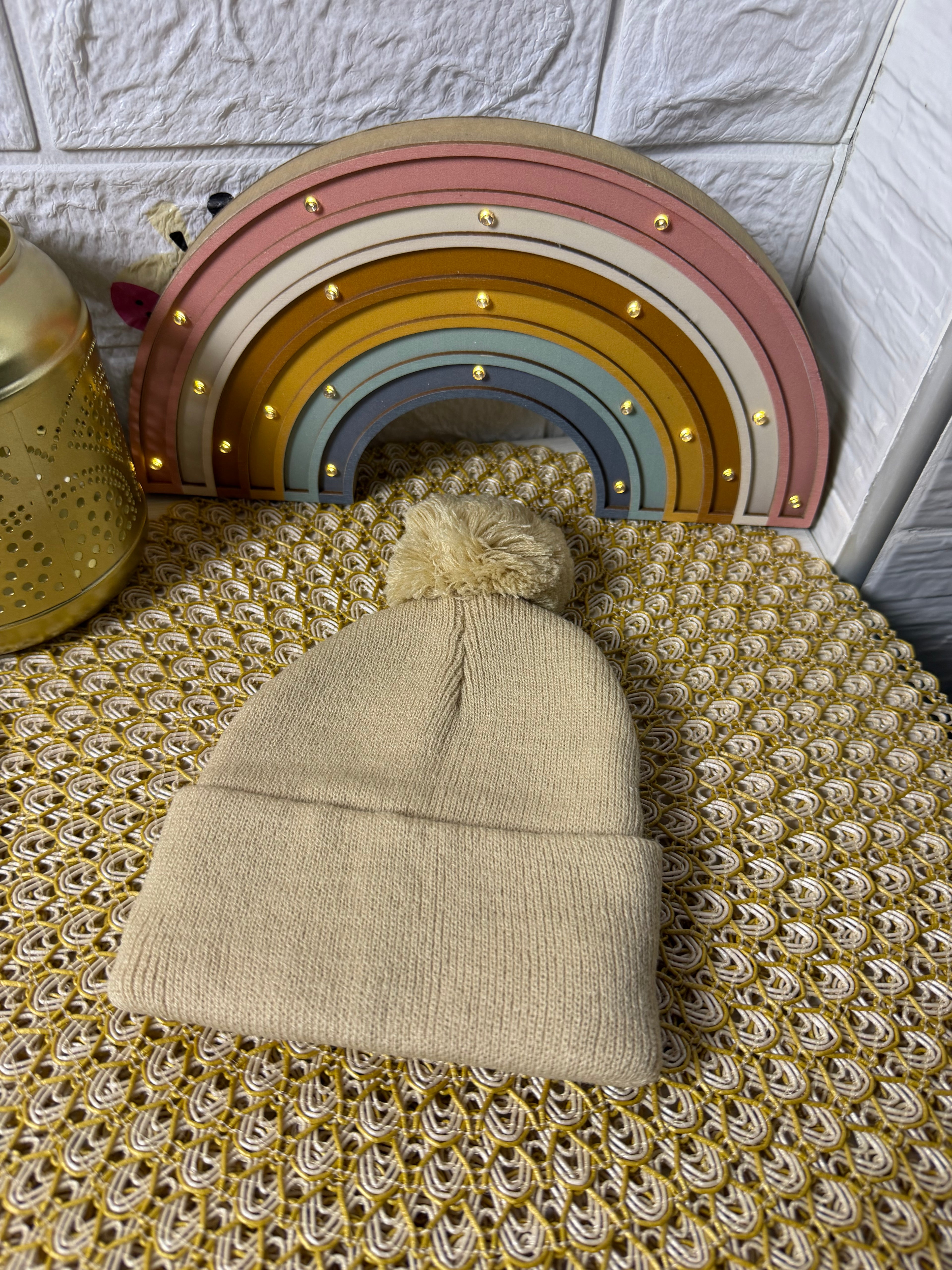 Gorro de punto una pomposa