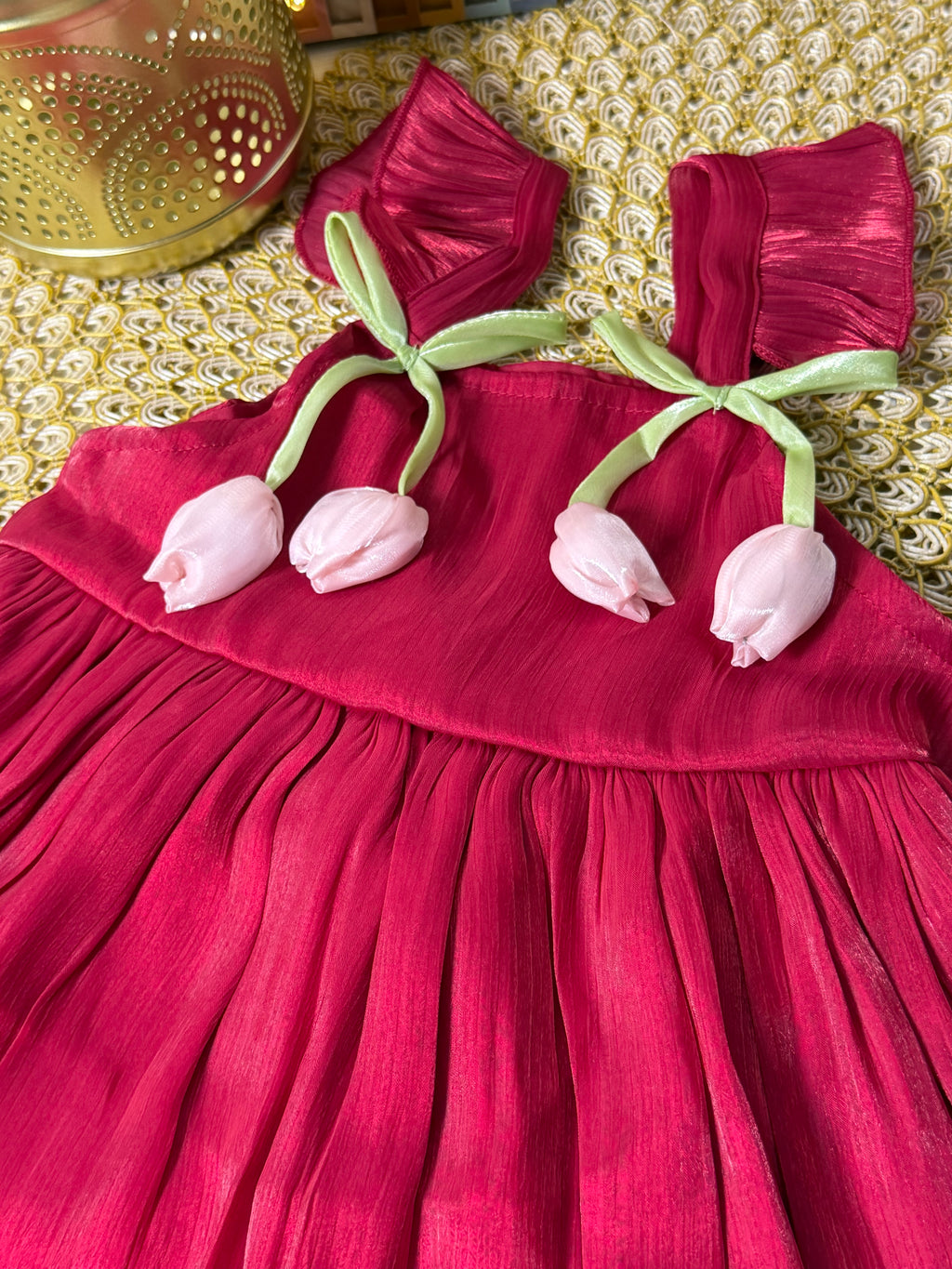Vestido tulipanes brillosa