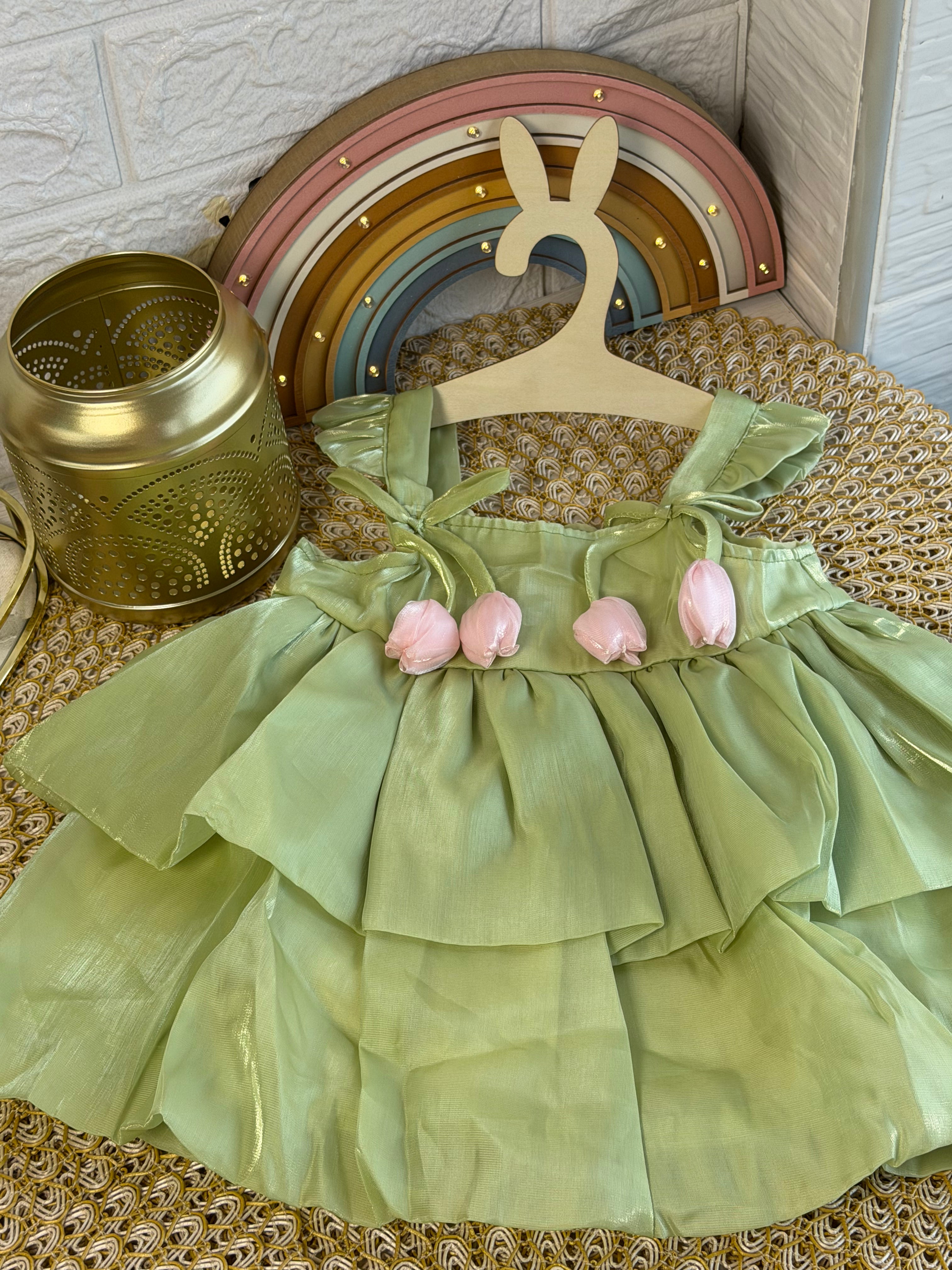 Vestido tulipanes brillosa
