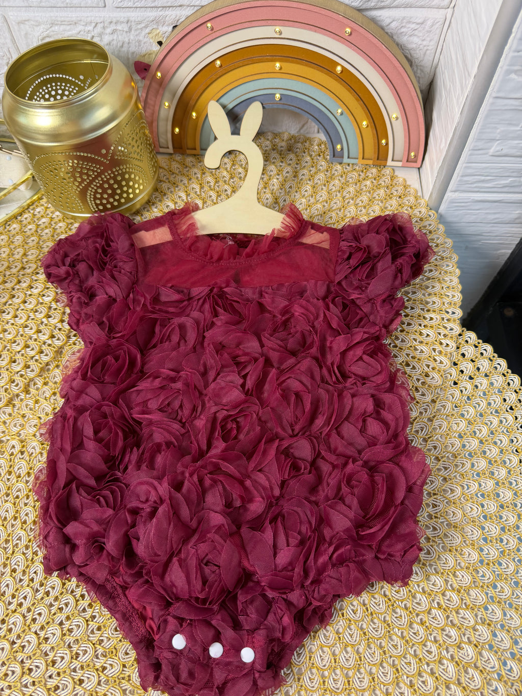 Body rojo vino diseños rosas