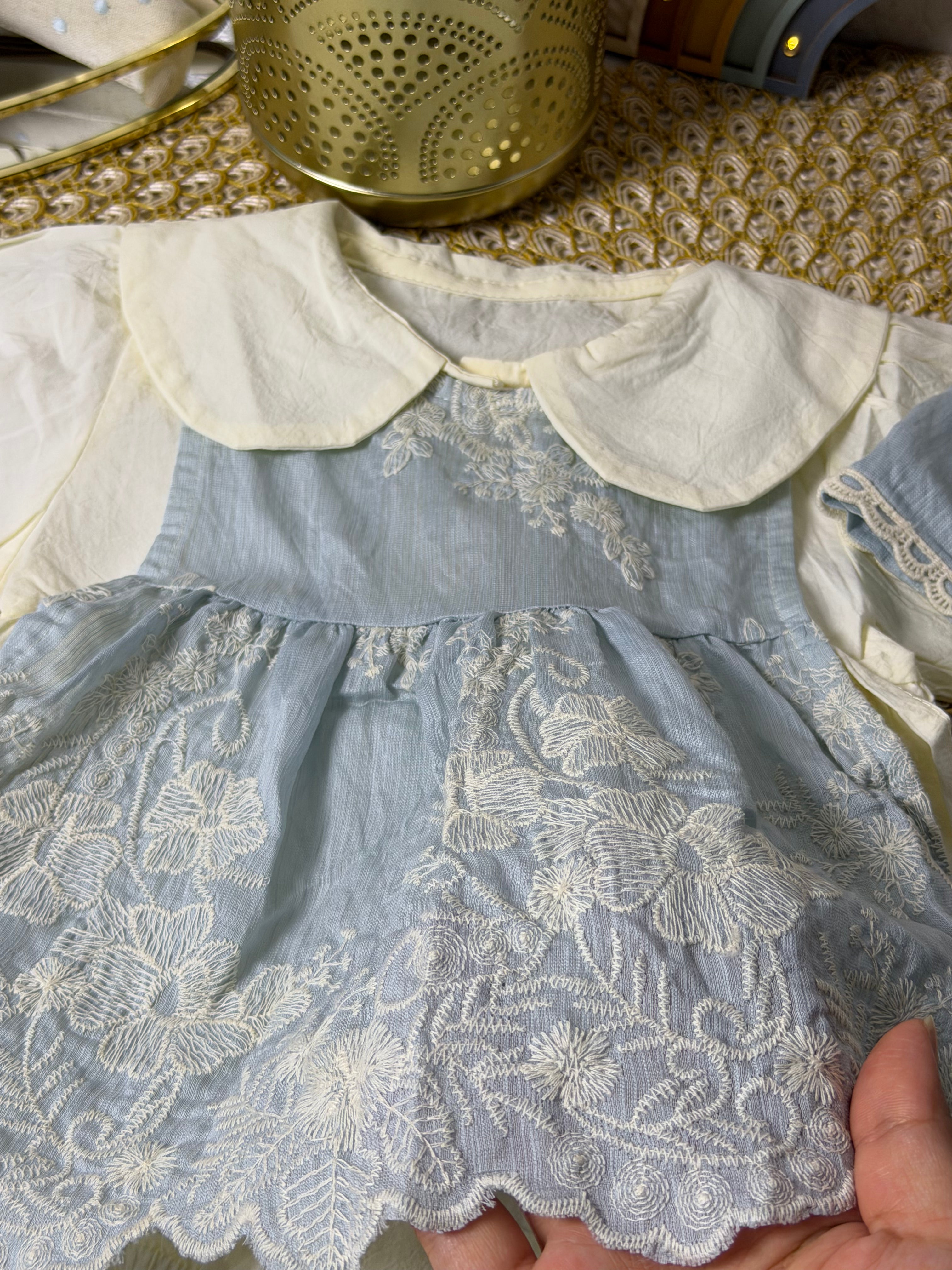 Conjunto 3 piezas celeste bordados