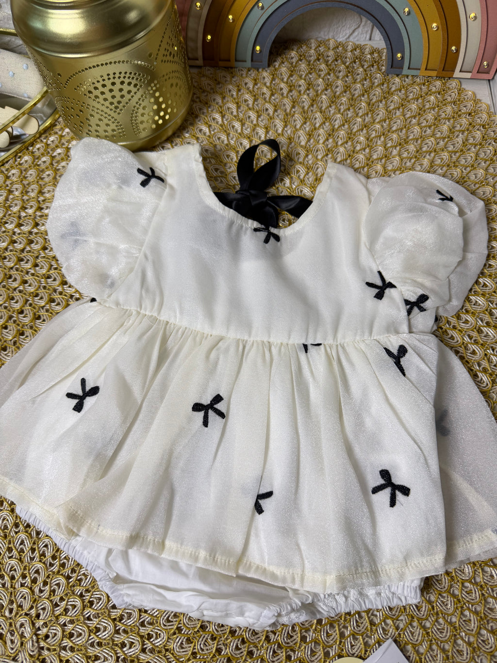 Body vestido lazos negros