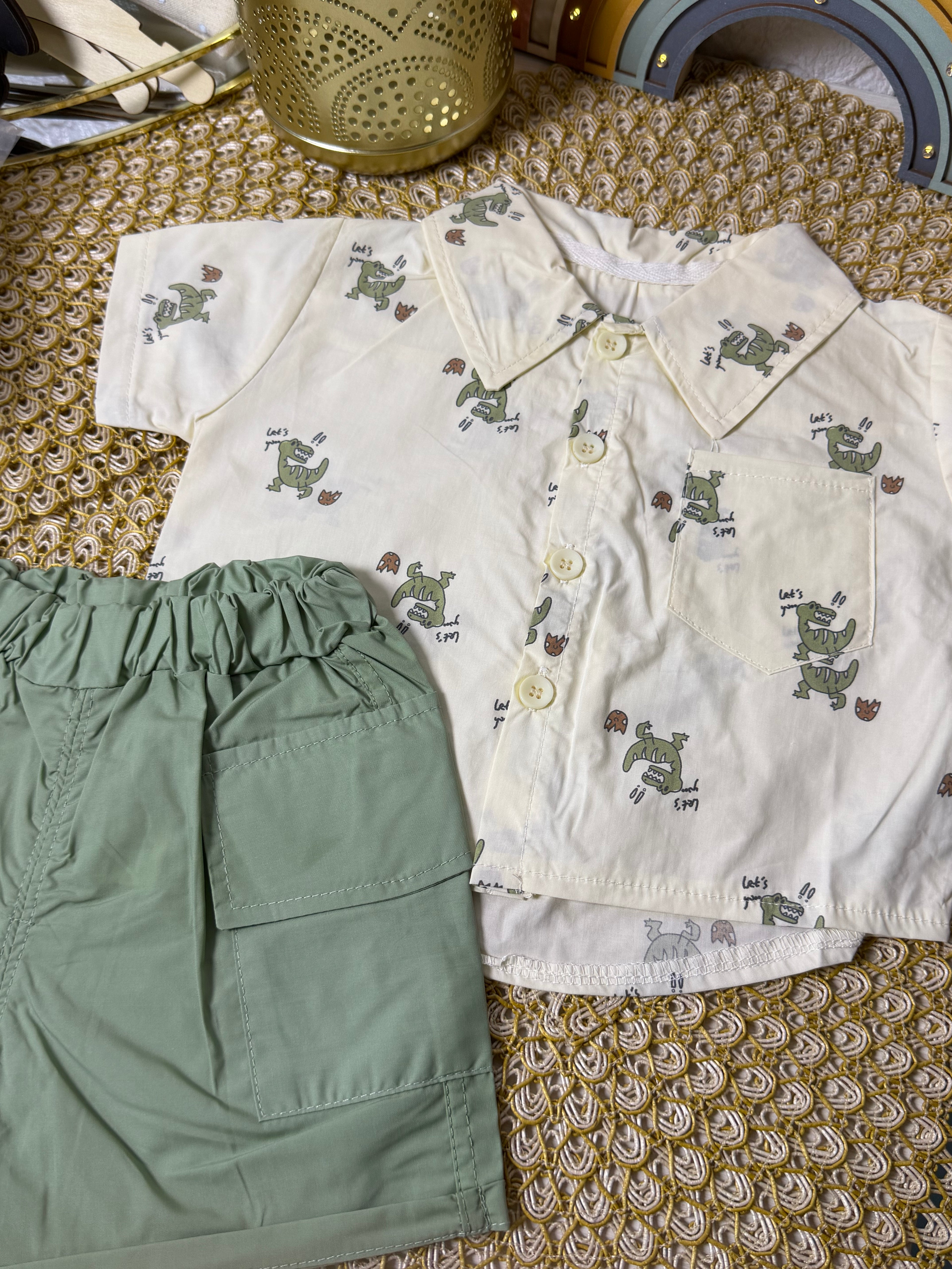Conjunto 2 piezas verde dinosaurio