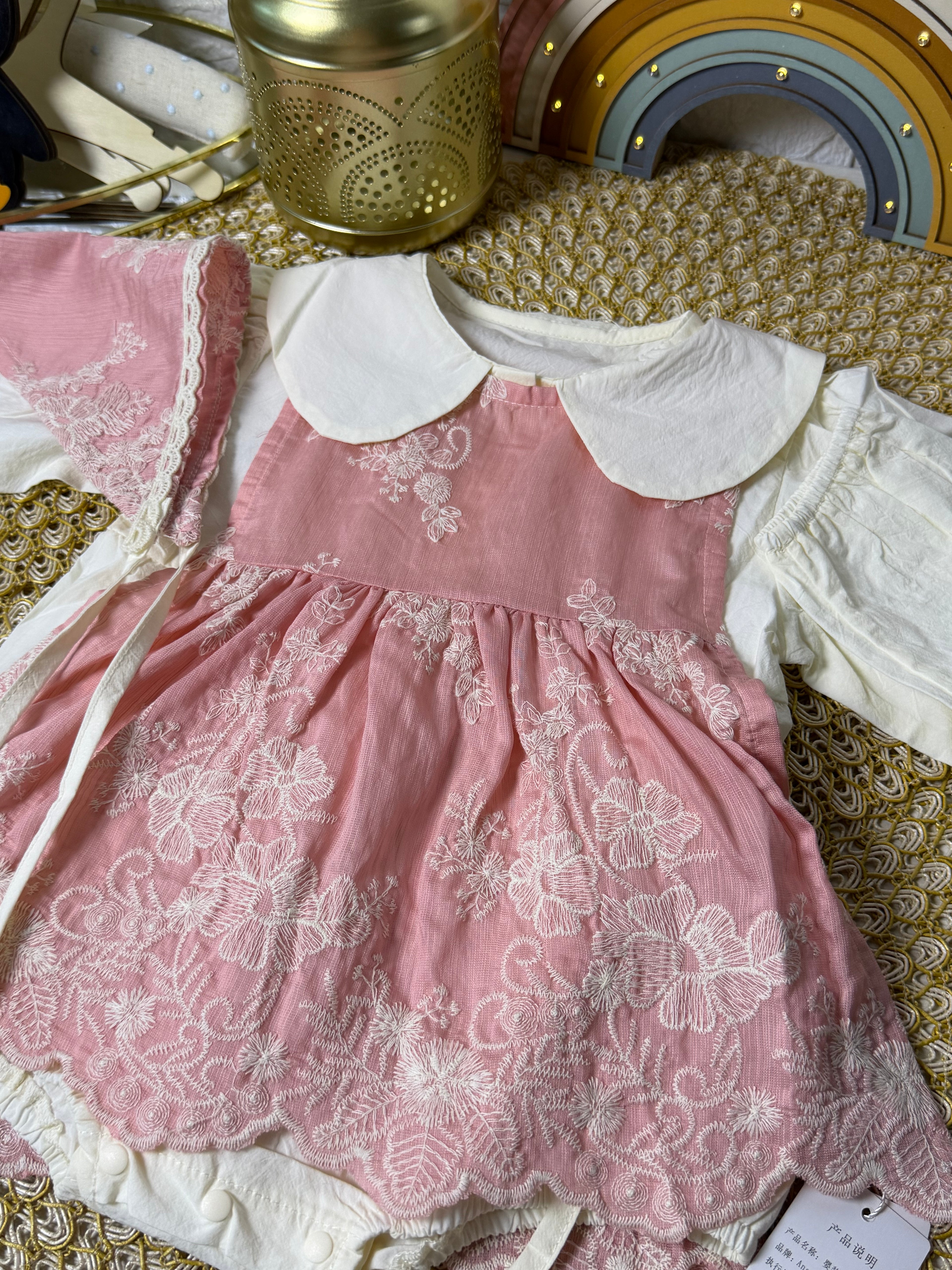 Conjunto 3 piezas rosa bordados