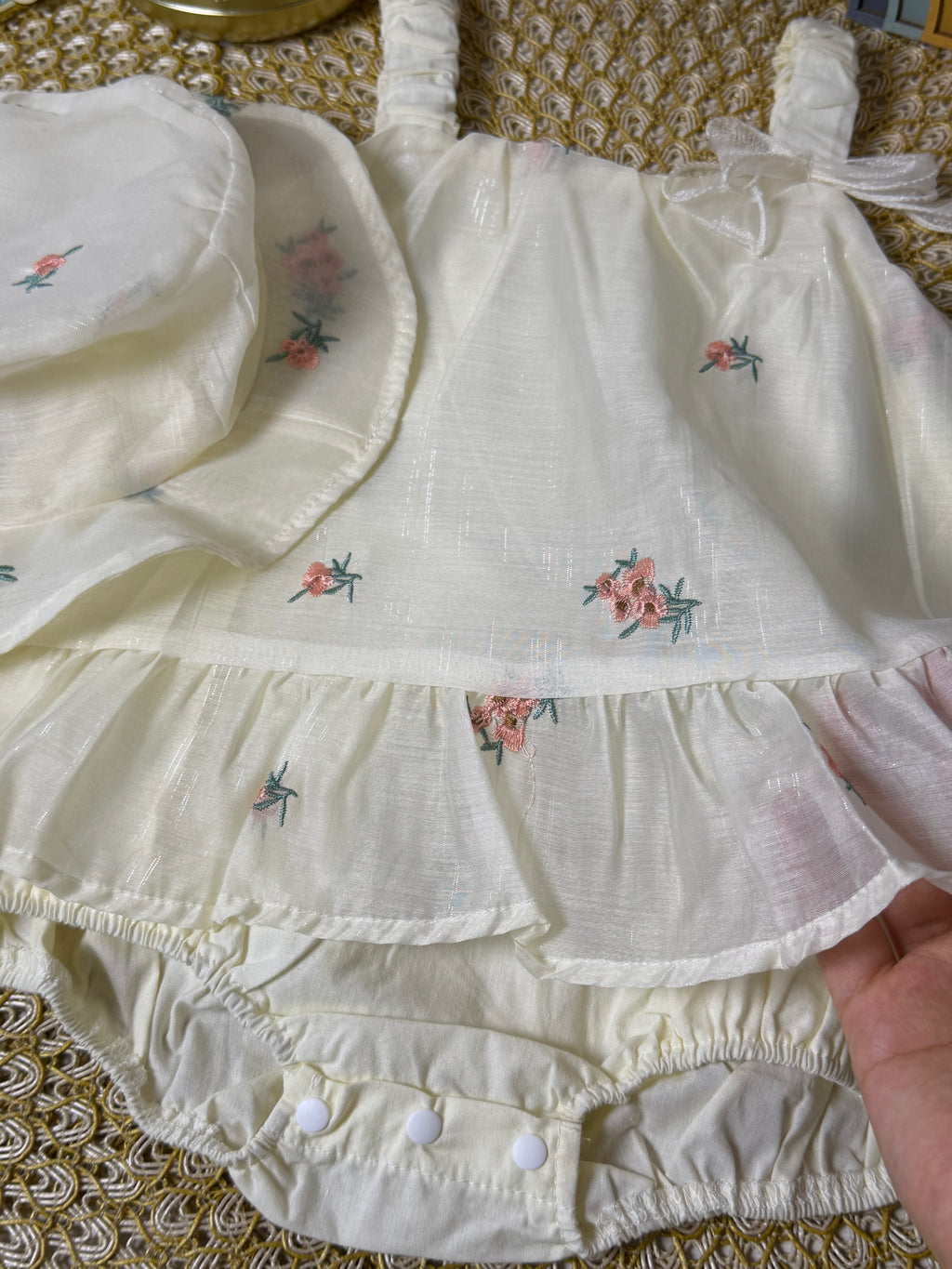 Body vestido con gorrito
