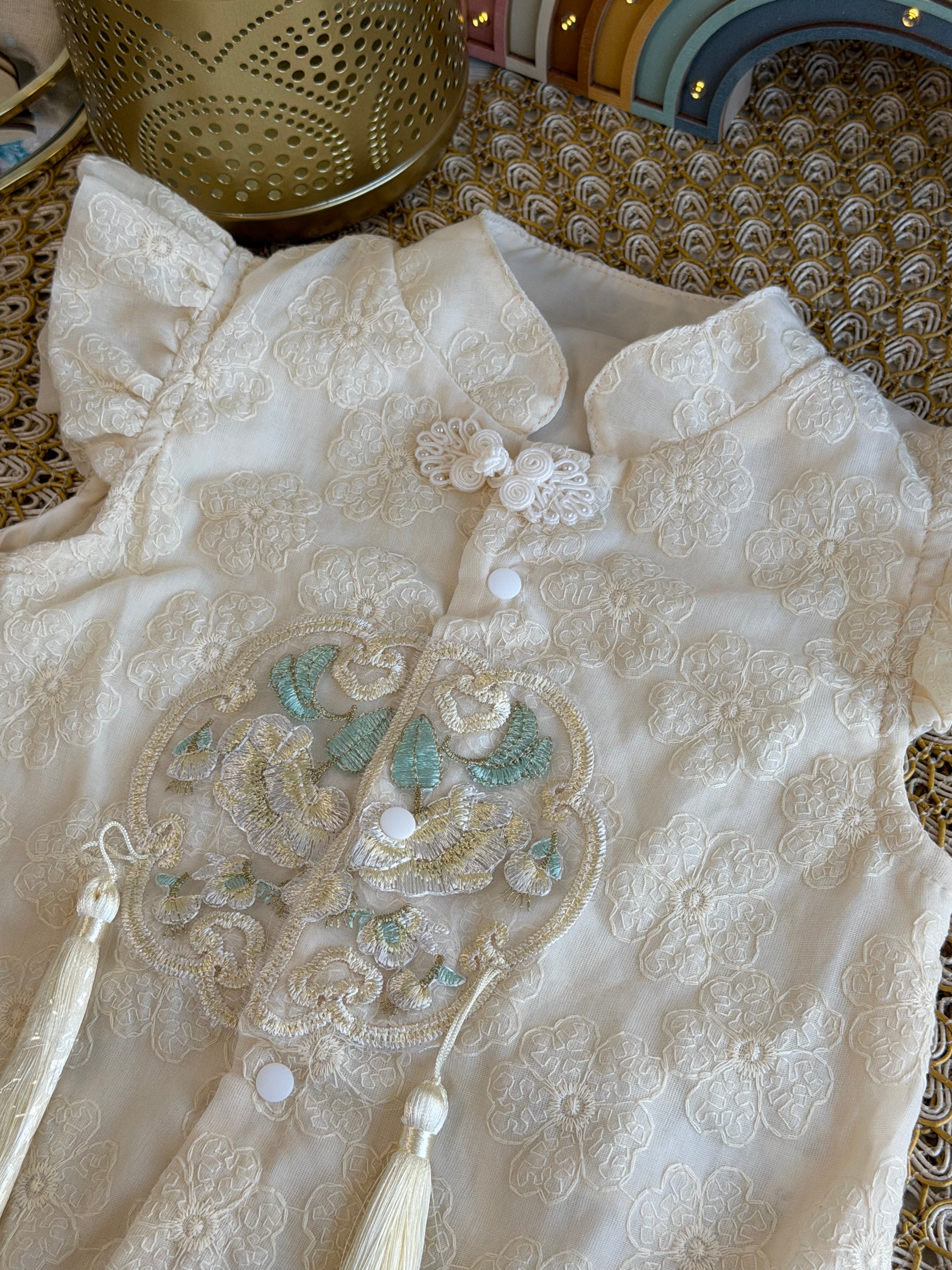 Body crema modelo chino