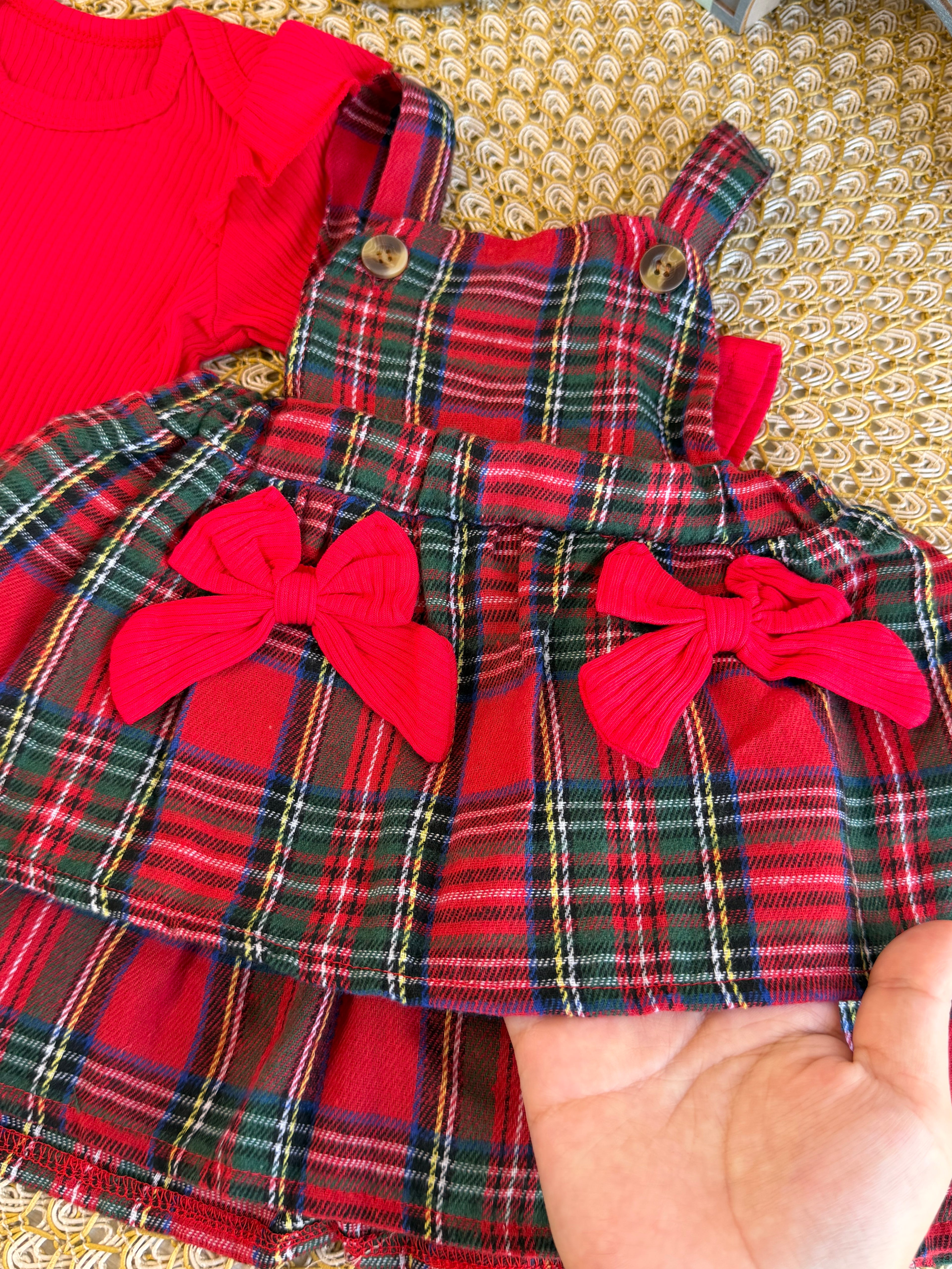 Conjunto 2 piezas body rojo y overol