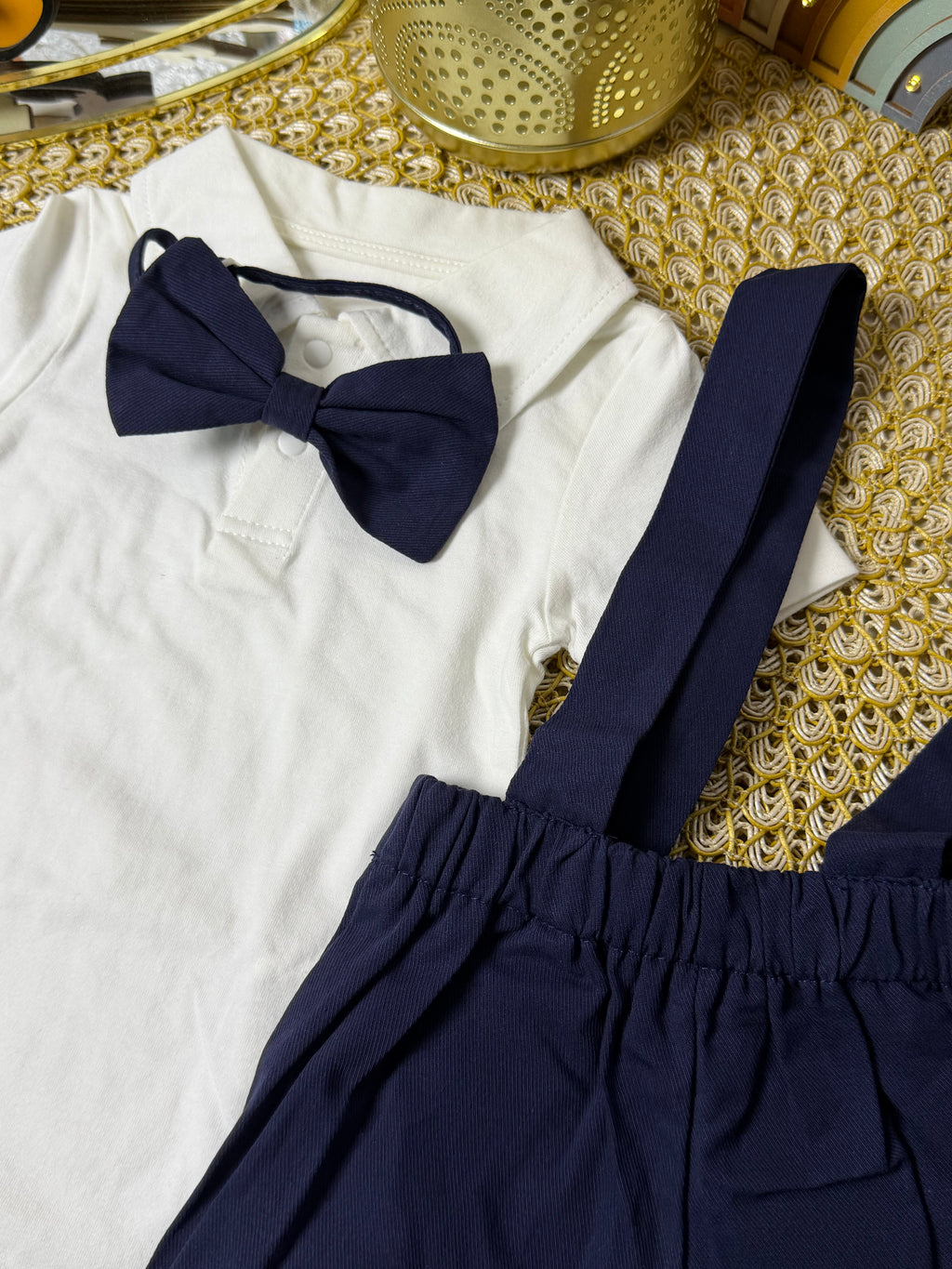 Conjunto 3 piezas azul body, overol y lazo