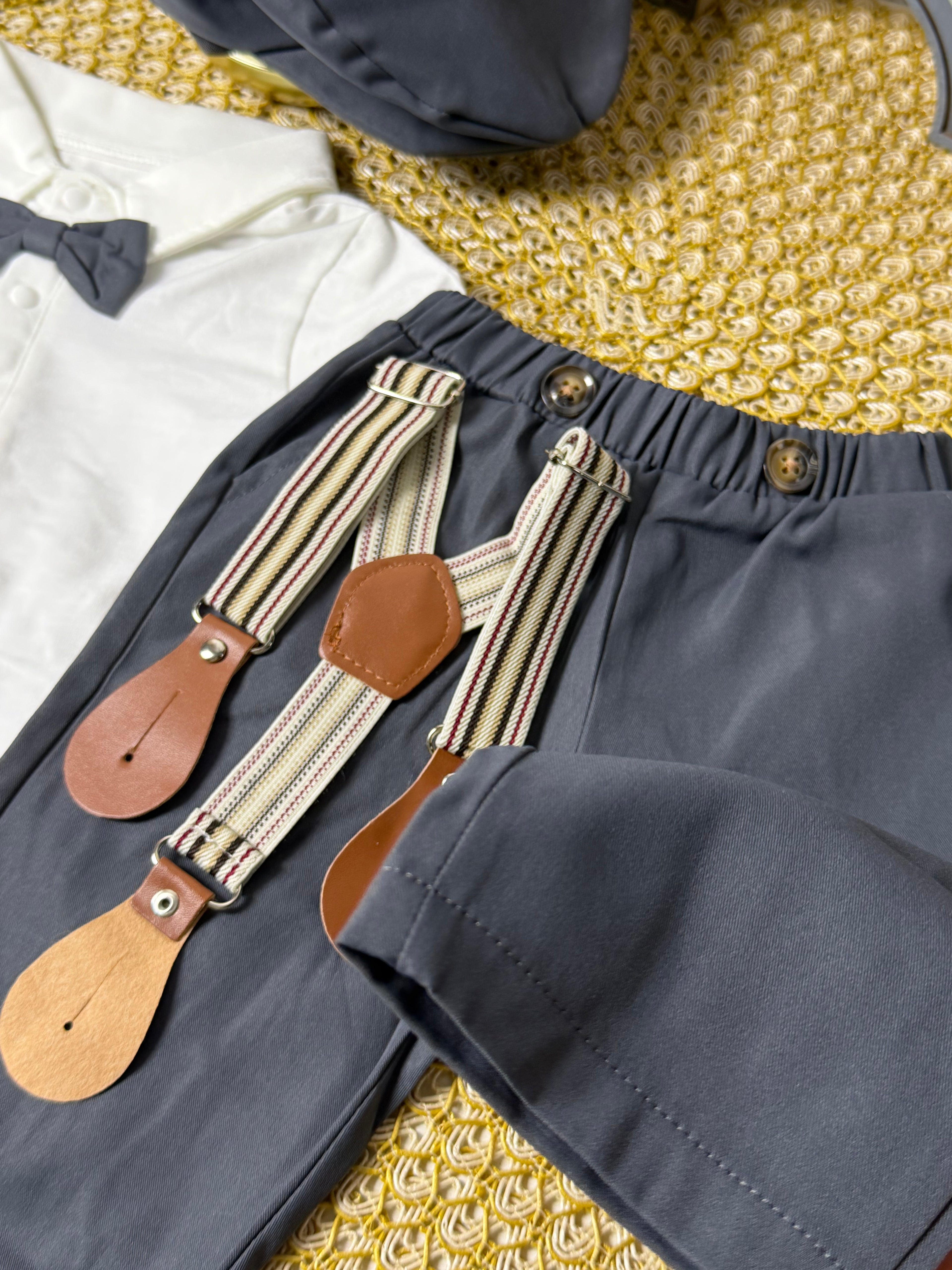 Conjunto 3 piezas gris oscuro elegante
