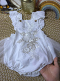 Pelele blanco con encaje