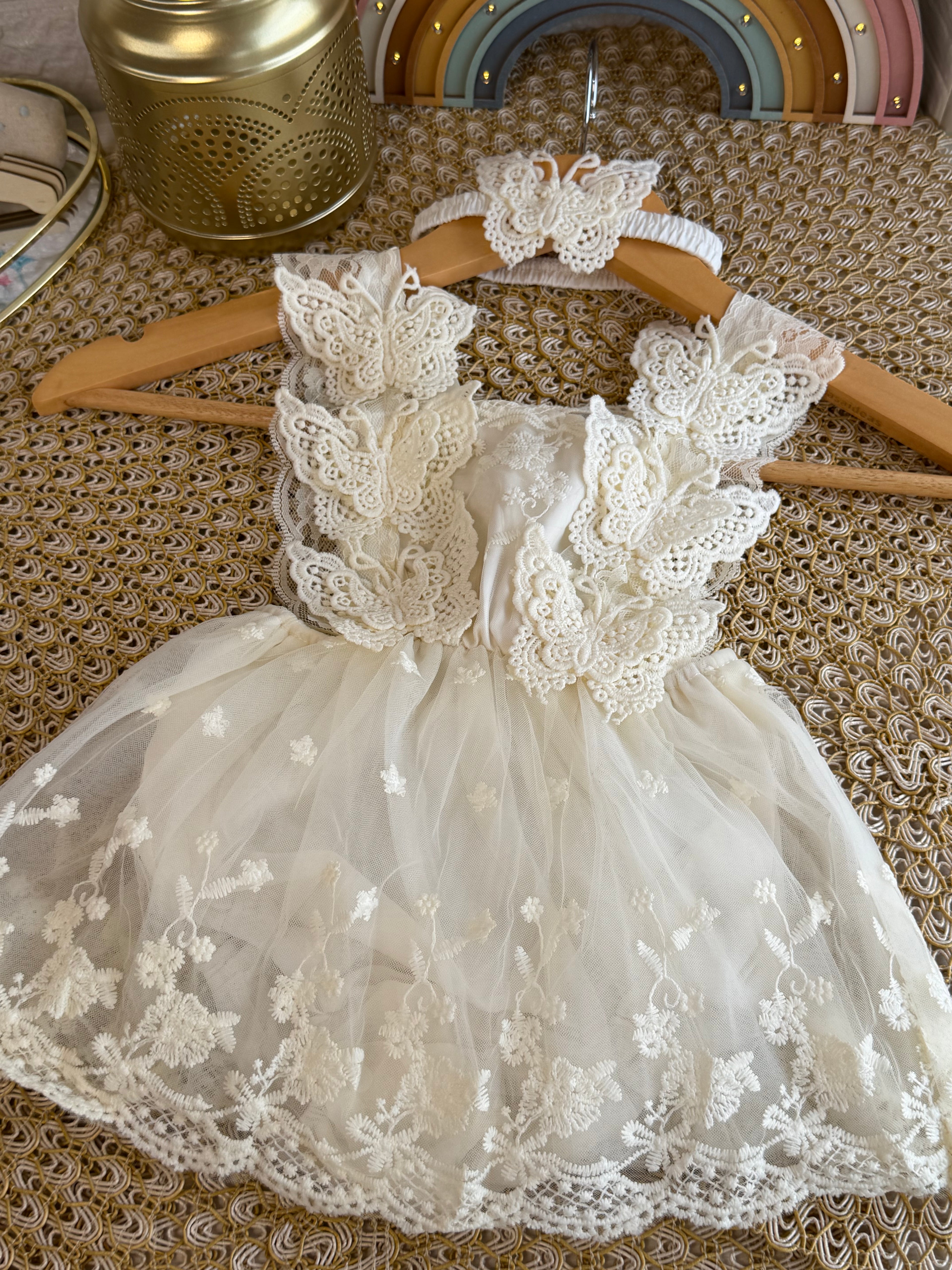 Vestido tull crema mariposa