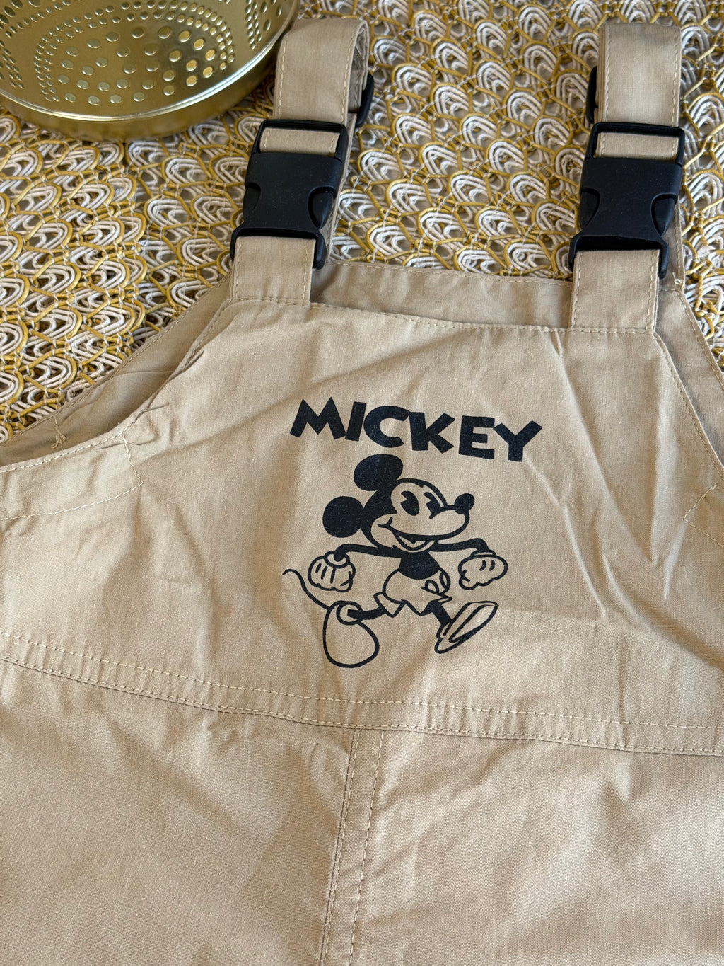 Overol mickey caqui