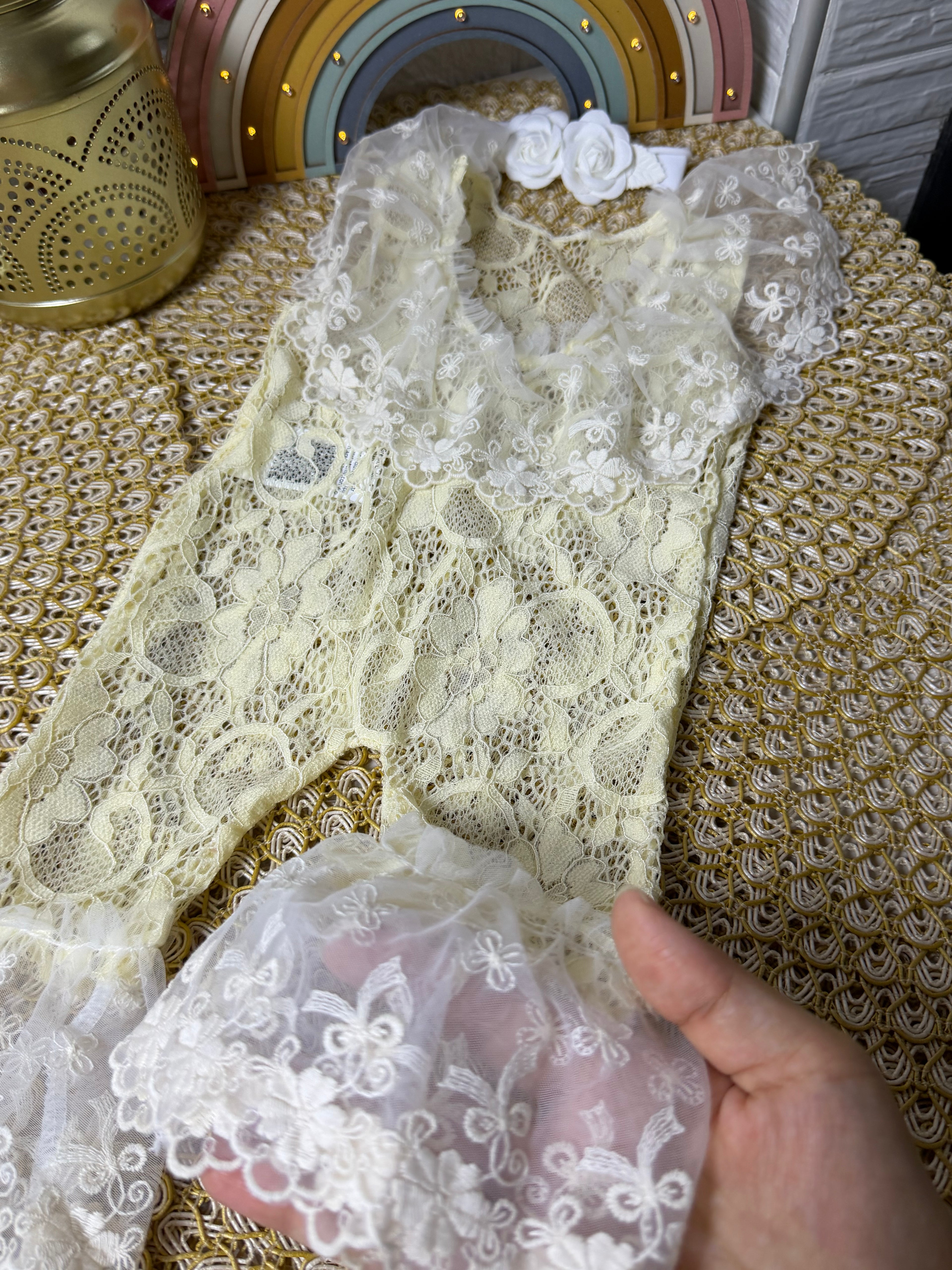 Set de recién nacido enterizo crema
