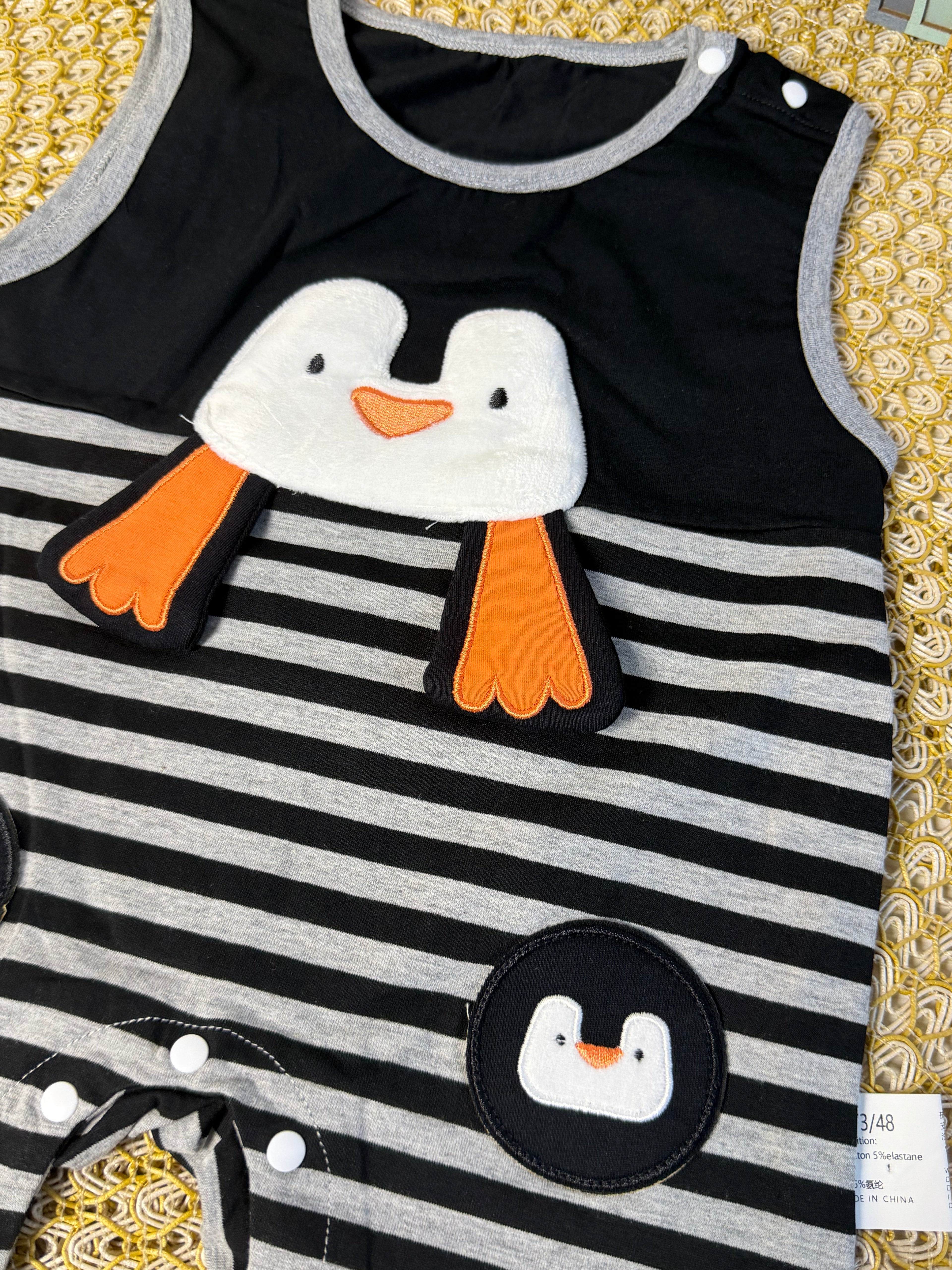 Enterizo pingüino a rayas