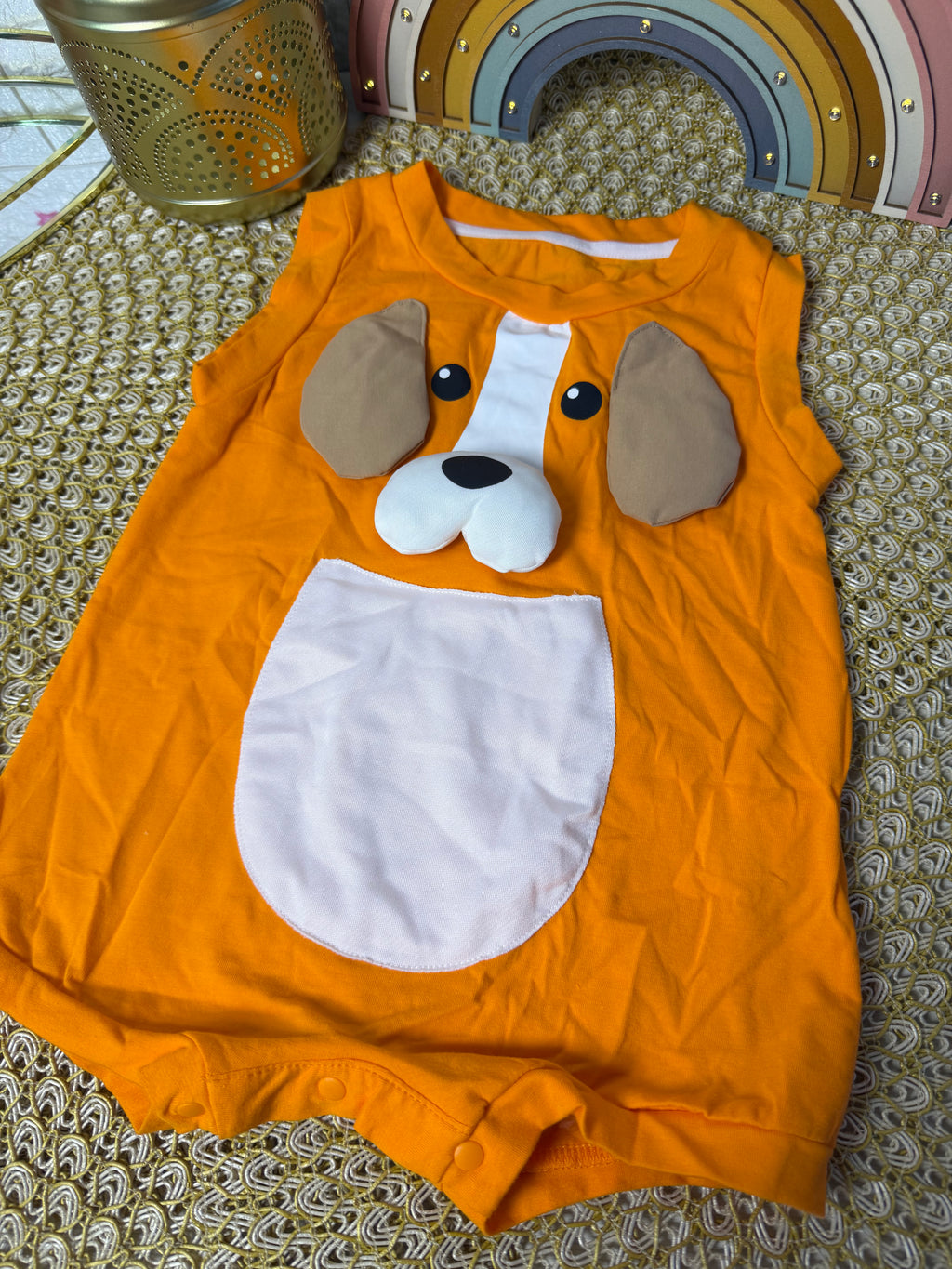 Enterizo naranja perrito