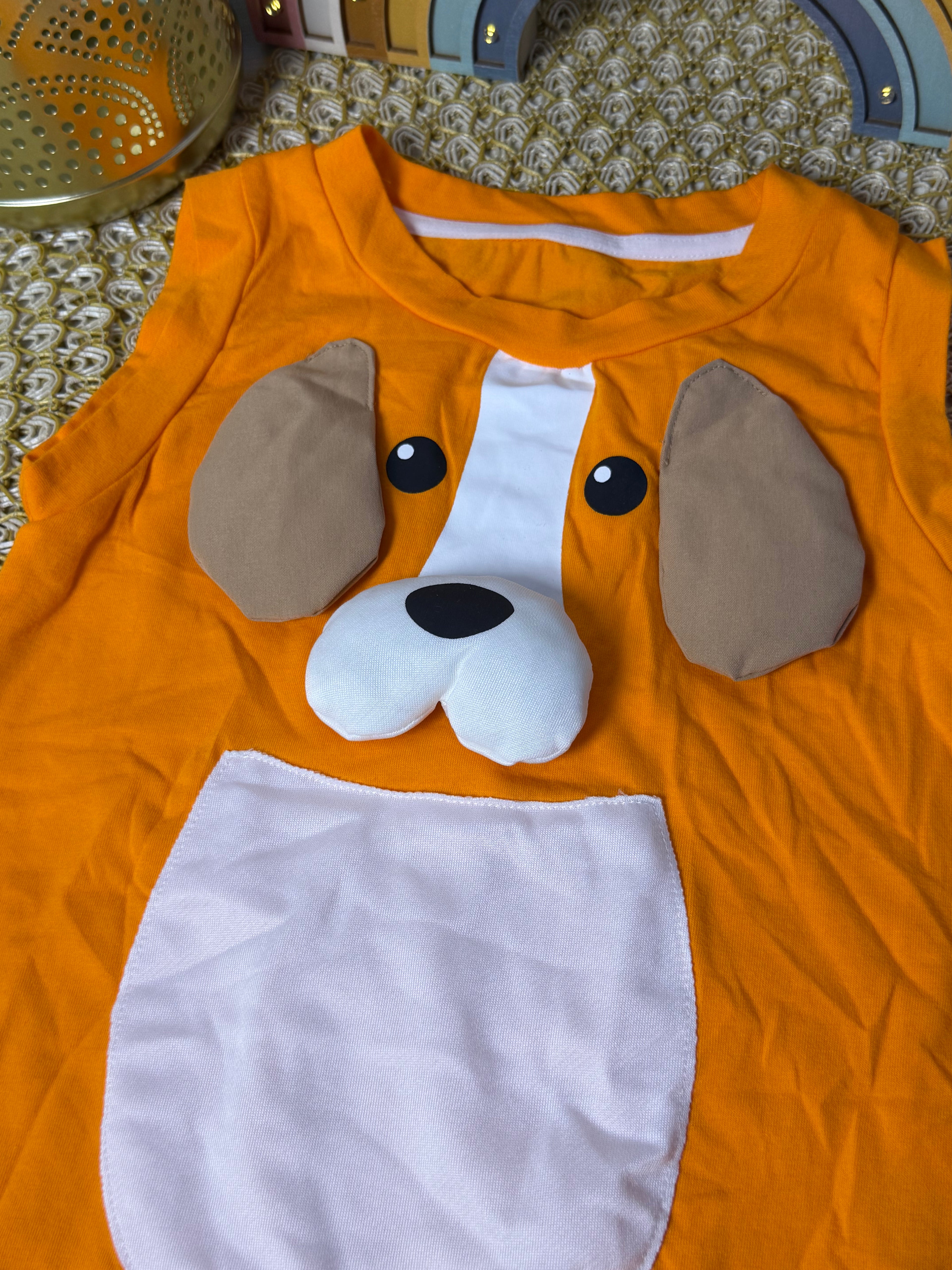 Enterizo naranja perrito