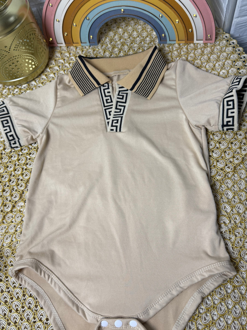 Body cuello triangular caqui