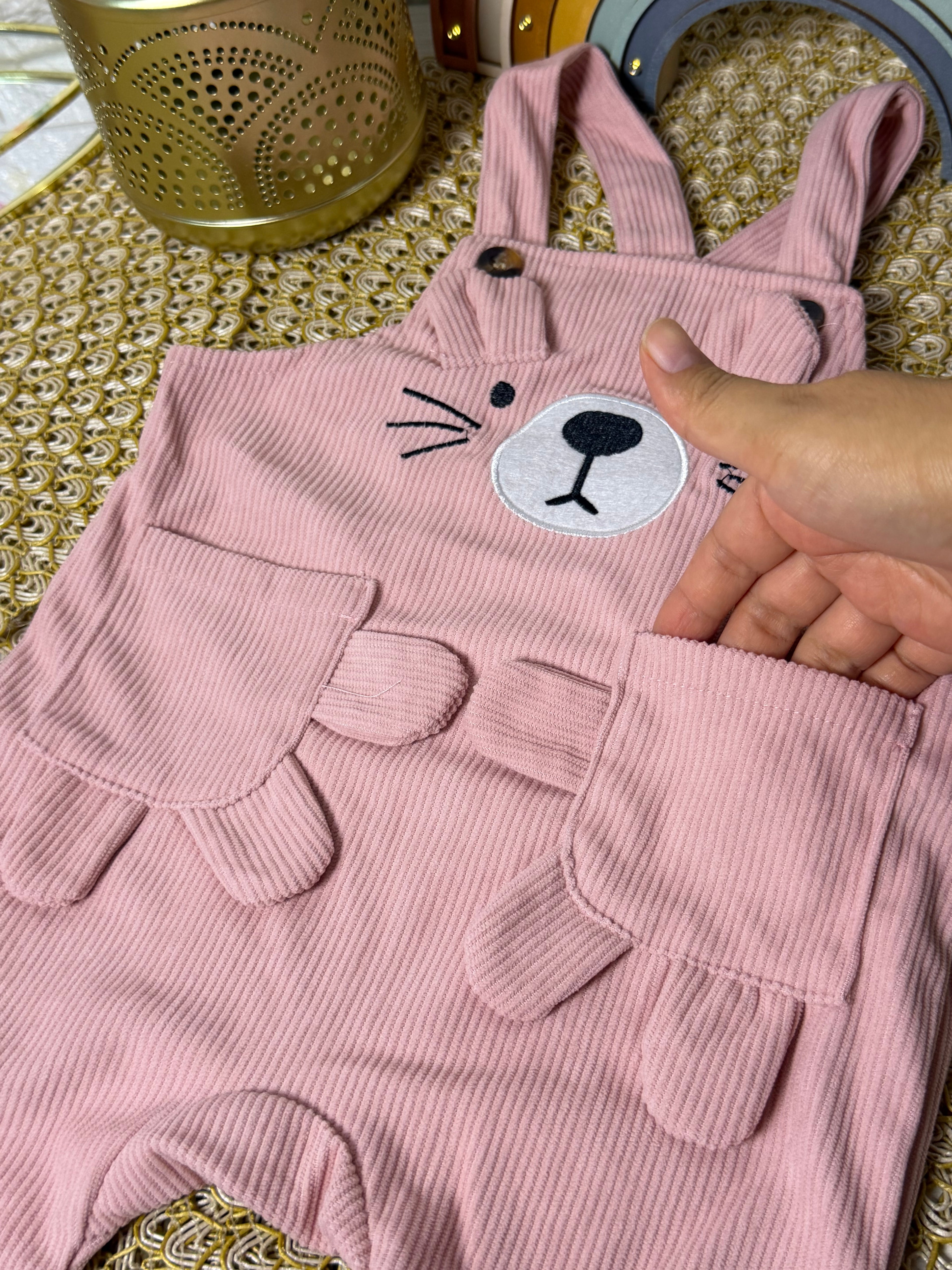 Overol rosa gatito