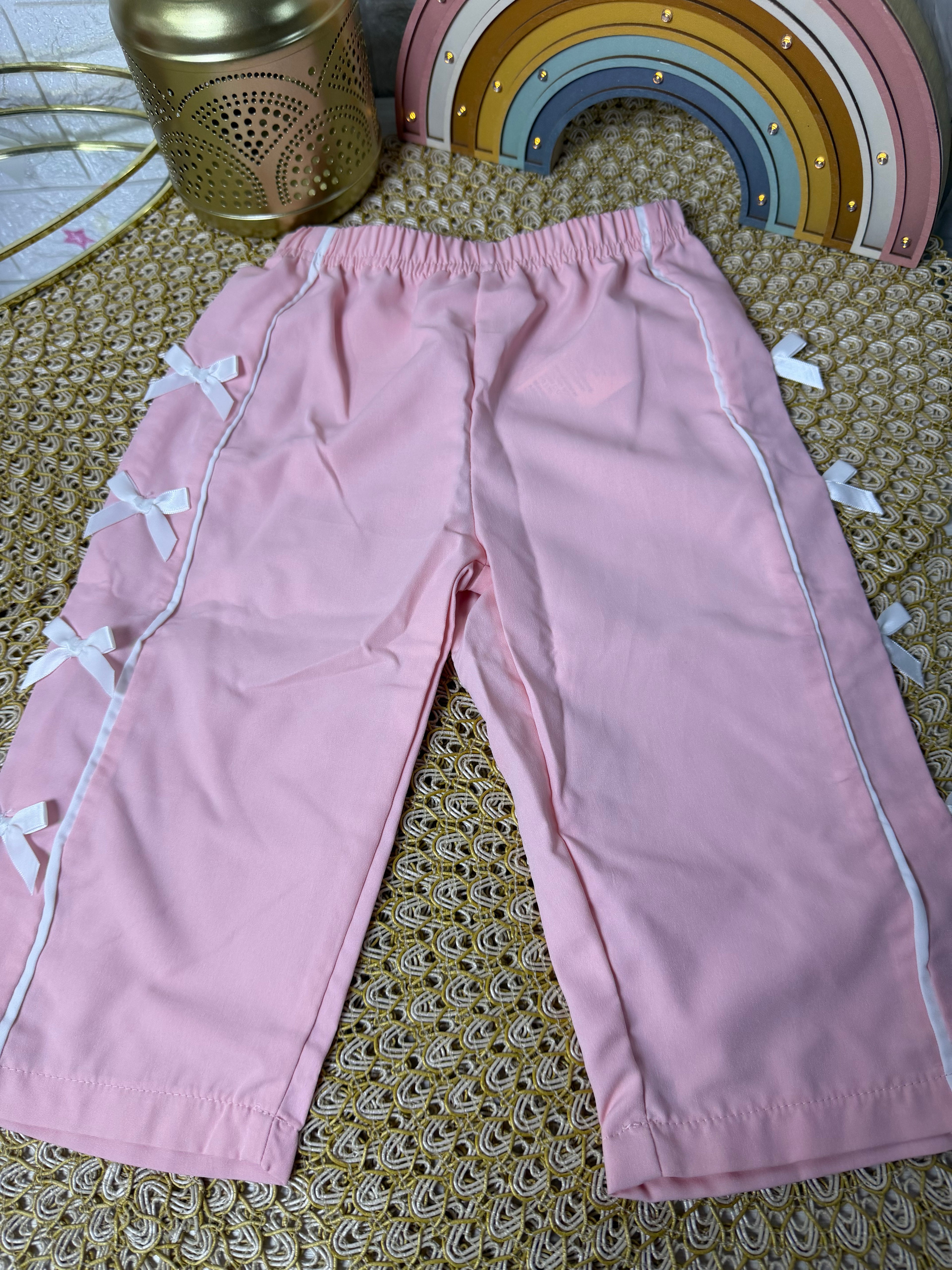Pantalón liso con lazos