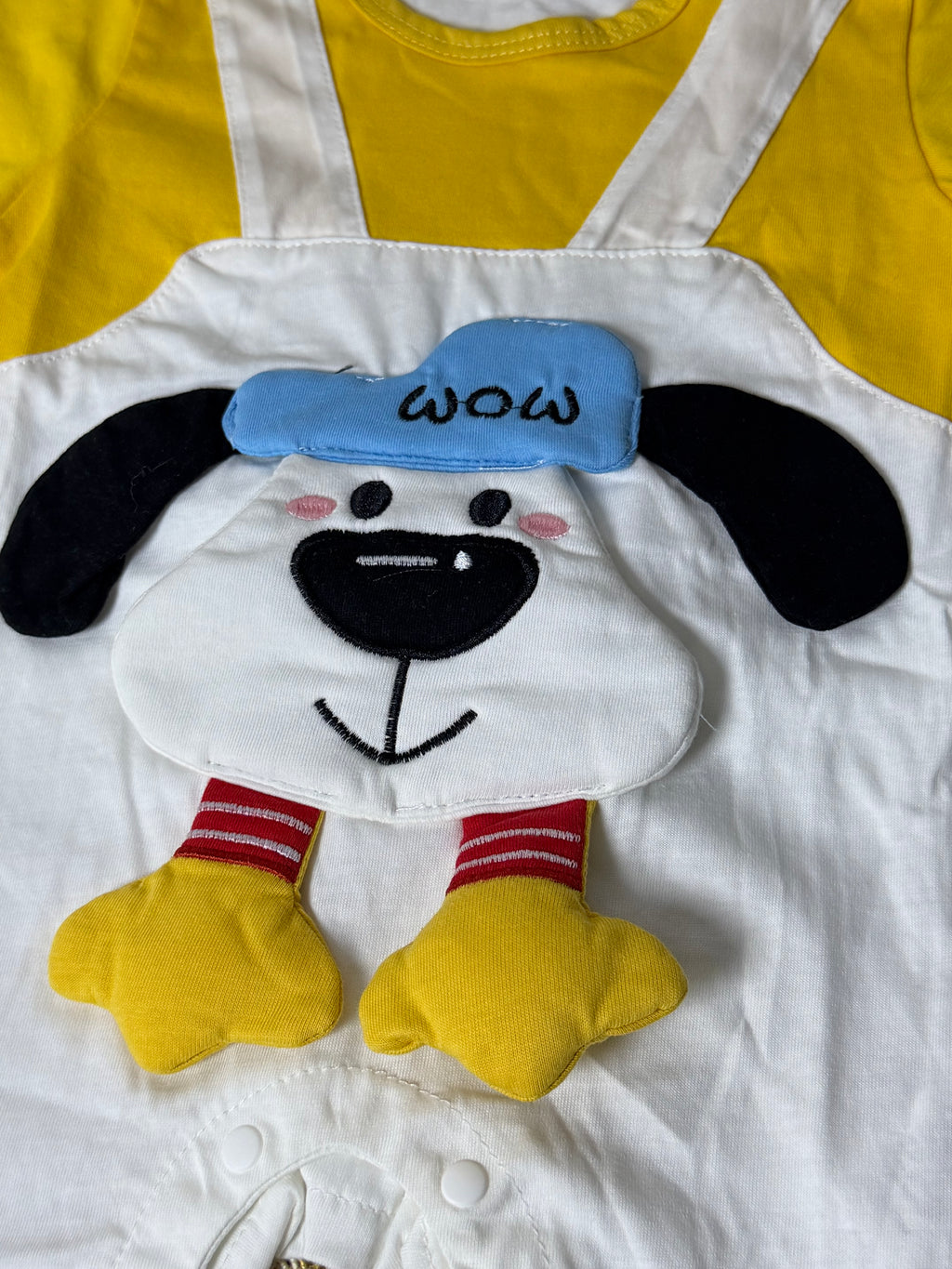 Enterizo amarillo perrito