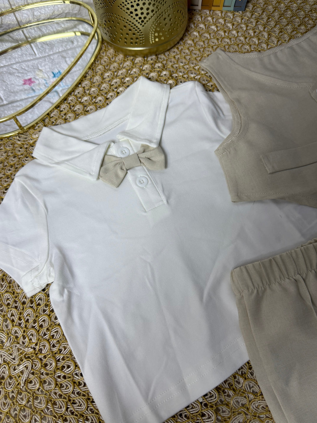 Conjunto 3 piezas beige corto elegante