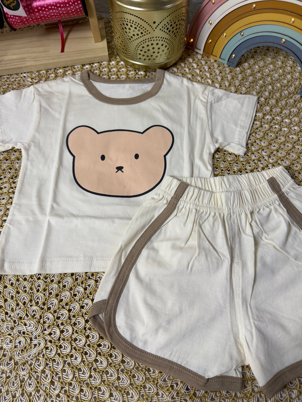 Conjunto 2 piezas corto beige osito