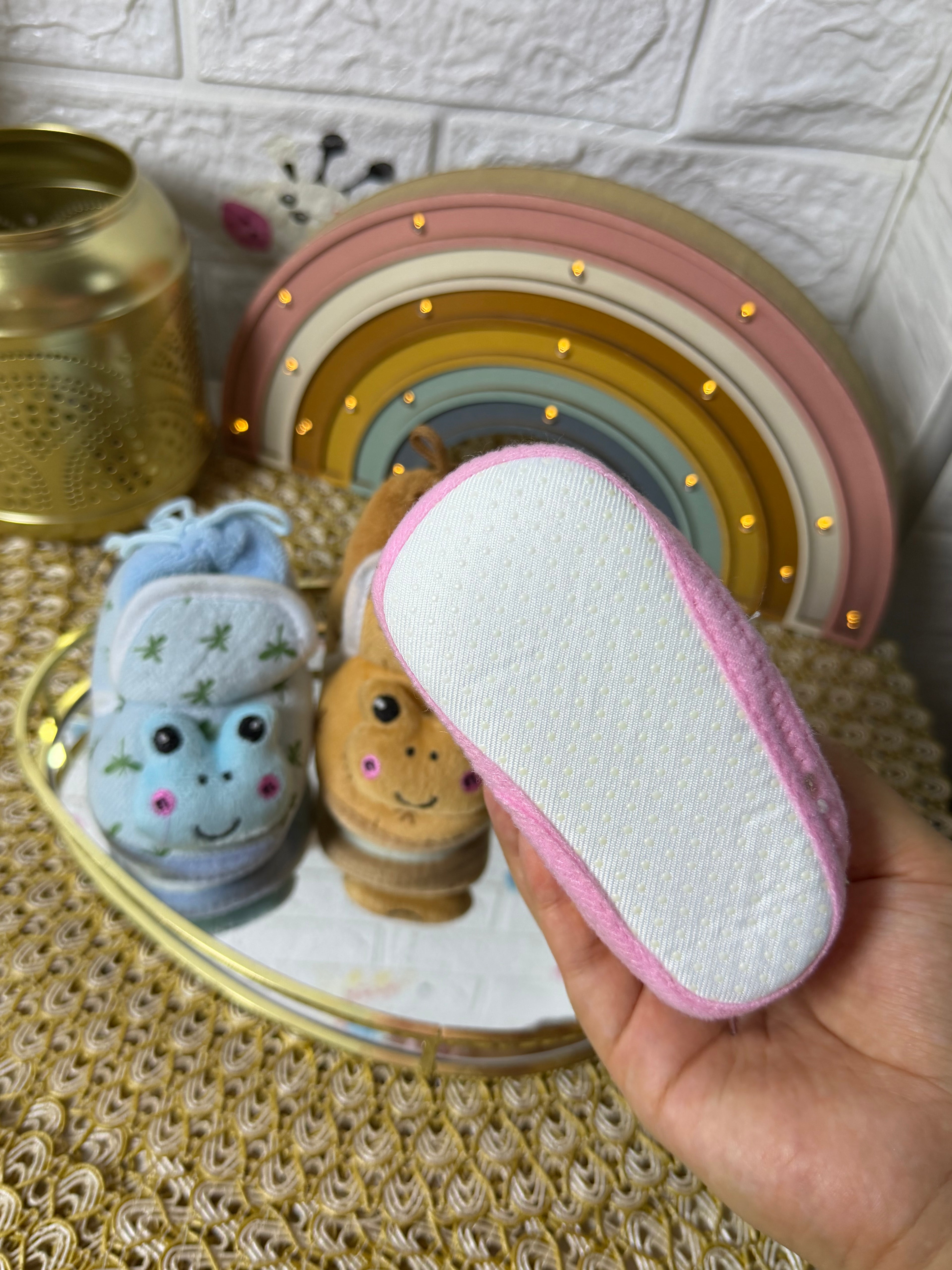 Babuchas diseño ranita