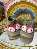 Zapamedia con muñeco en relieve