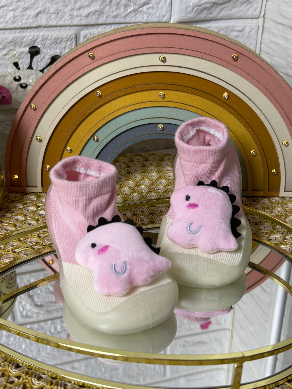 Zapamedia con muñeco en relieve