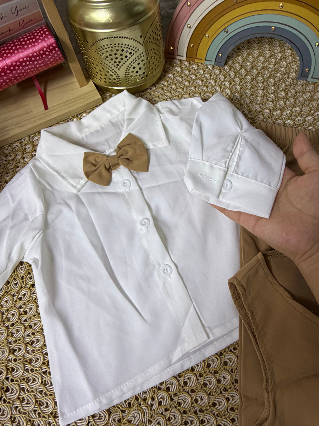 Conjunto 3 piezas con chaleco marrón claro
