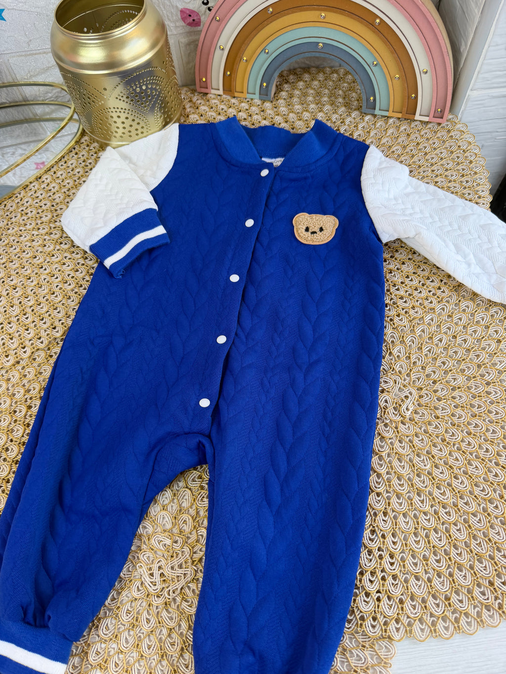 Enterizo azul con blanco osito
