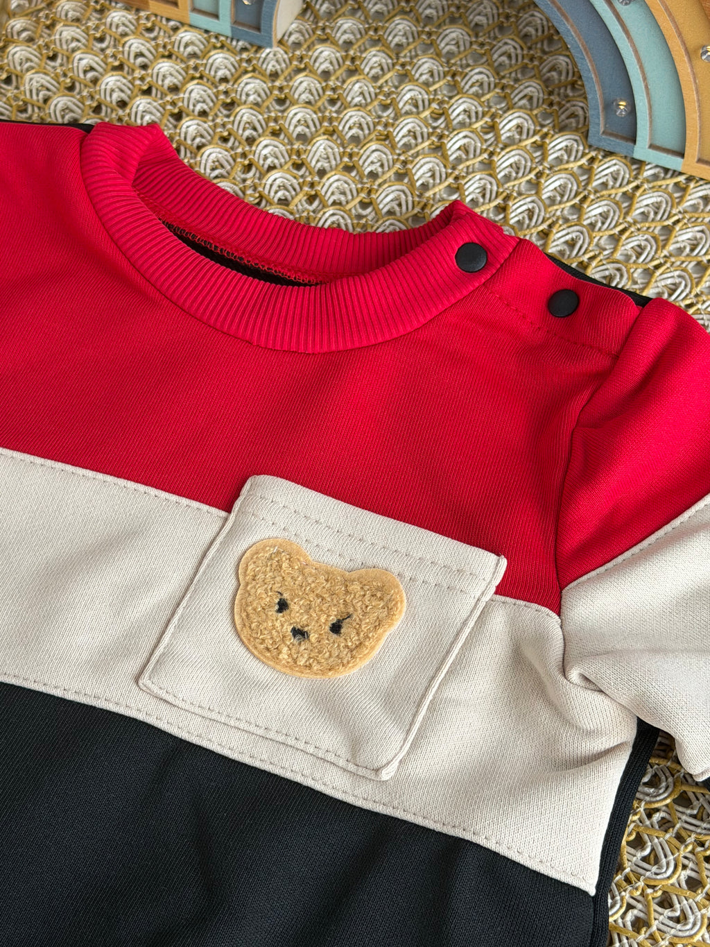 Conjunto 2 piezas negro con rojo osito